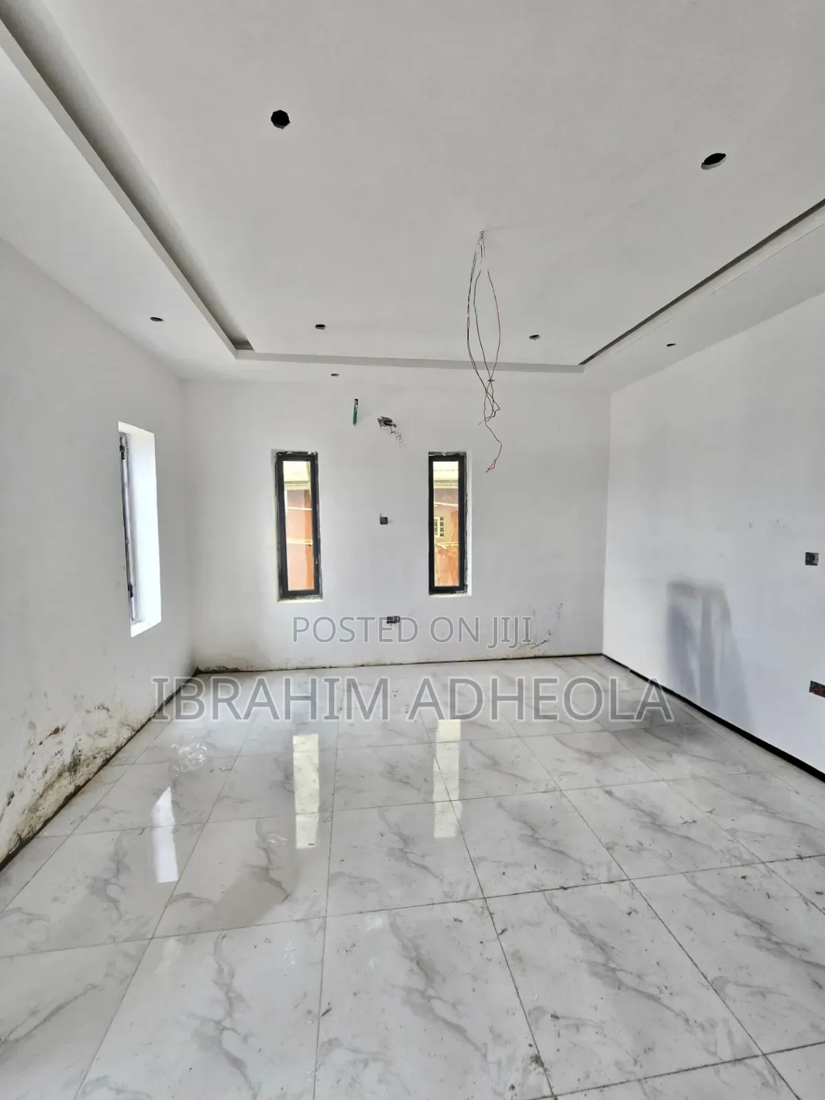 3bdrm Apartment in Soluyi for sale in Soluyi