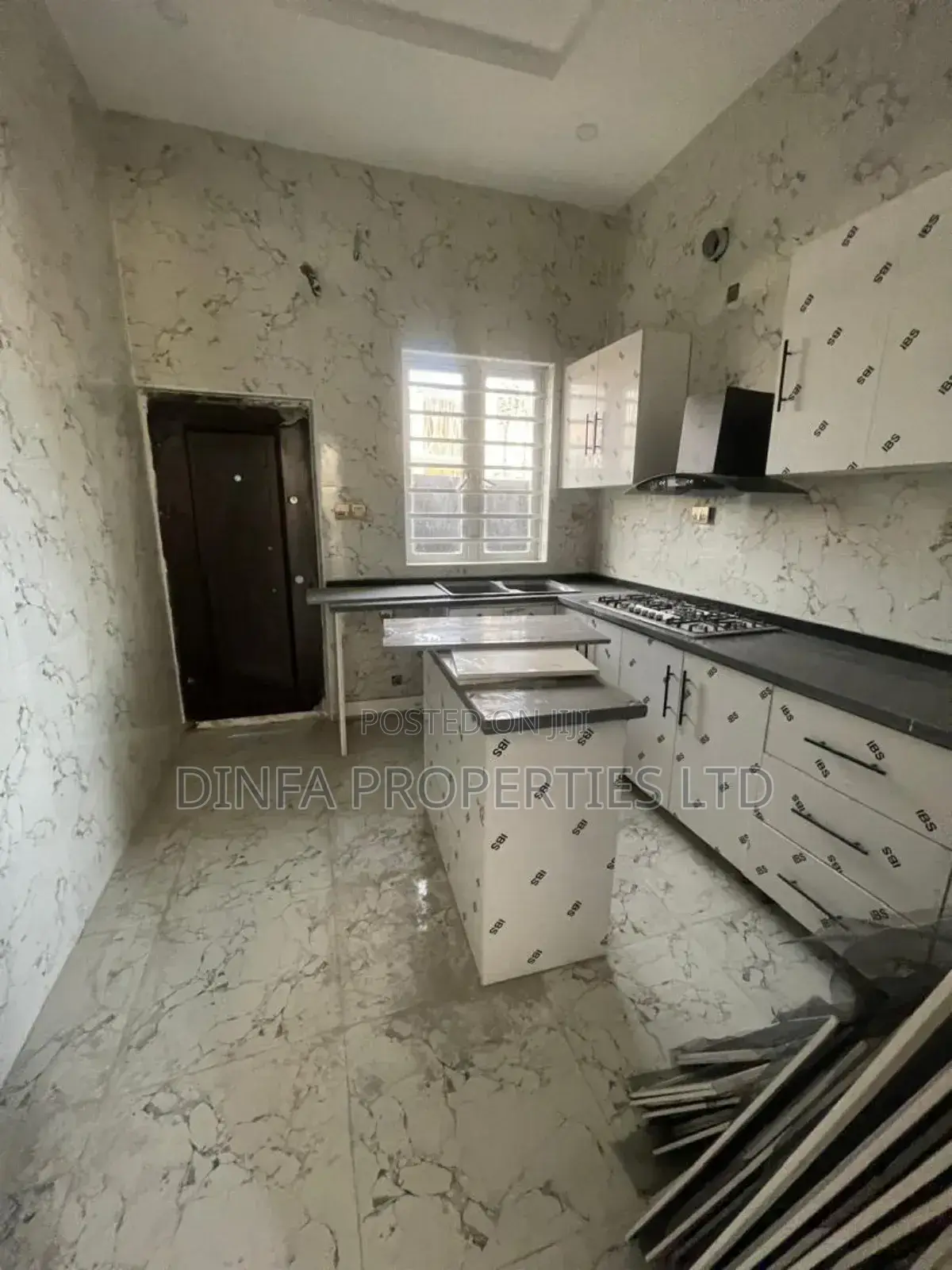 4bdrm Duplex in Lekki County Homes, Ikota for sale in Ikota