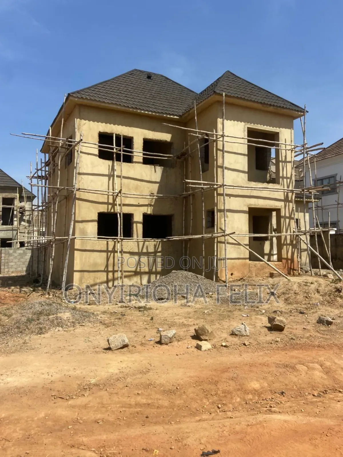 4bdrm Duplex in Apo By Chrisland for sale in Apo District