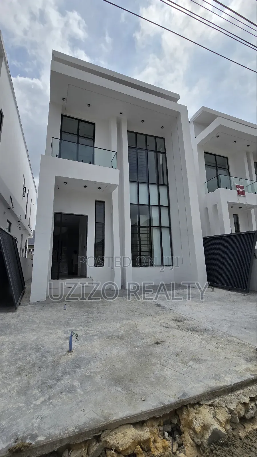 Furnished 4bdrm Duplex in Sangotedo for sale in Sangotedo