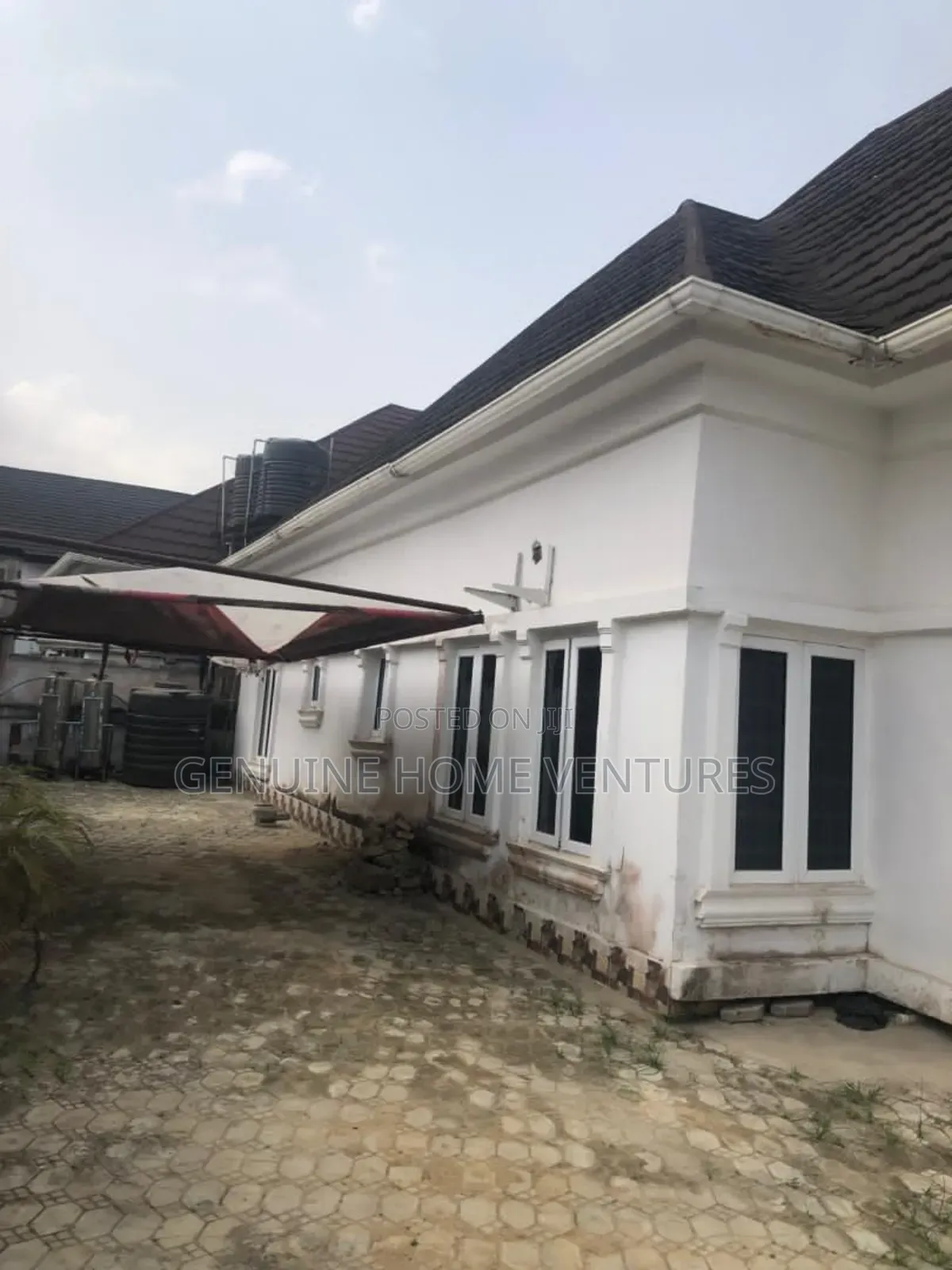 3bdrm Bungalow in Thomas Estate for sale in Thomas Estate