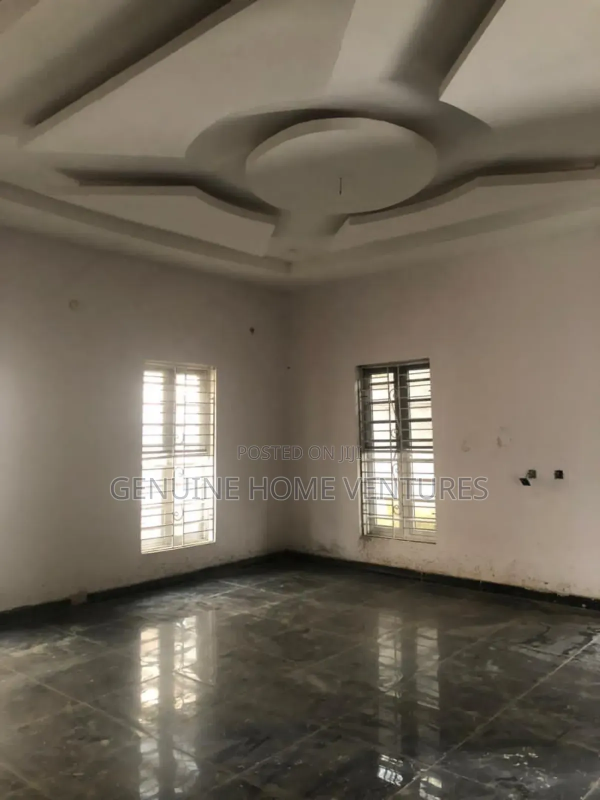 3bdrm Bungalow in Thomas Estate for sale in Thomas Estate