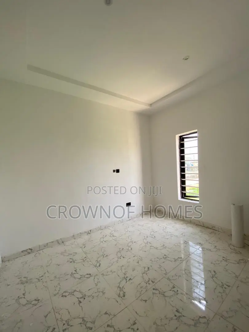 2bdrm Duplex in Abraham Adesanya Estate for sale in Abraham Adesanya Estate