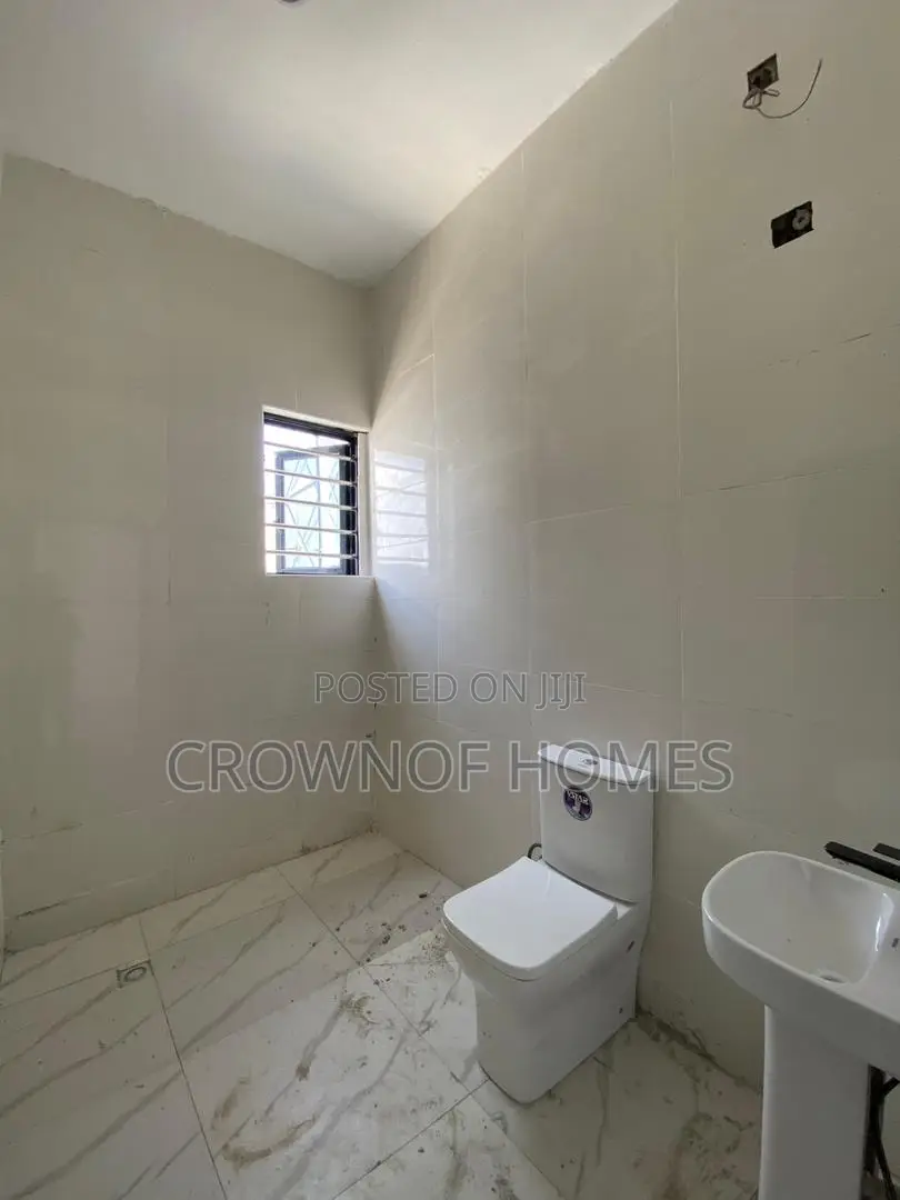 3bdrm Duplex in Abraham Adesanya Estate for sale in Abraham Adesanya Estate
