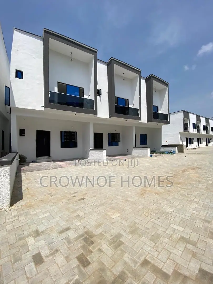 3bdrm Duplex in Abraham Adesanya Estate for sale in Abraham Adesanya Estate