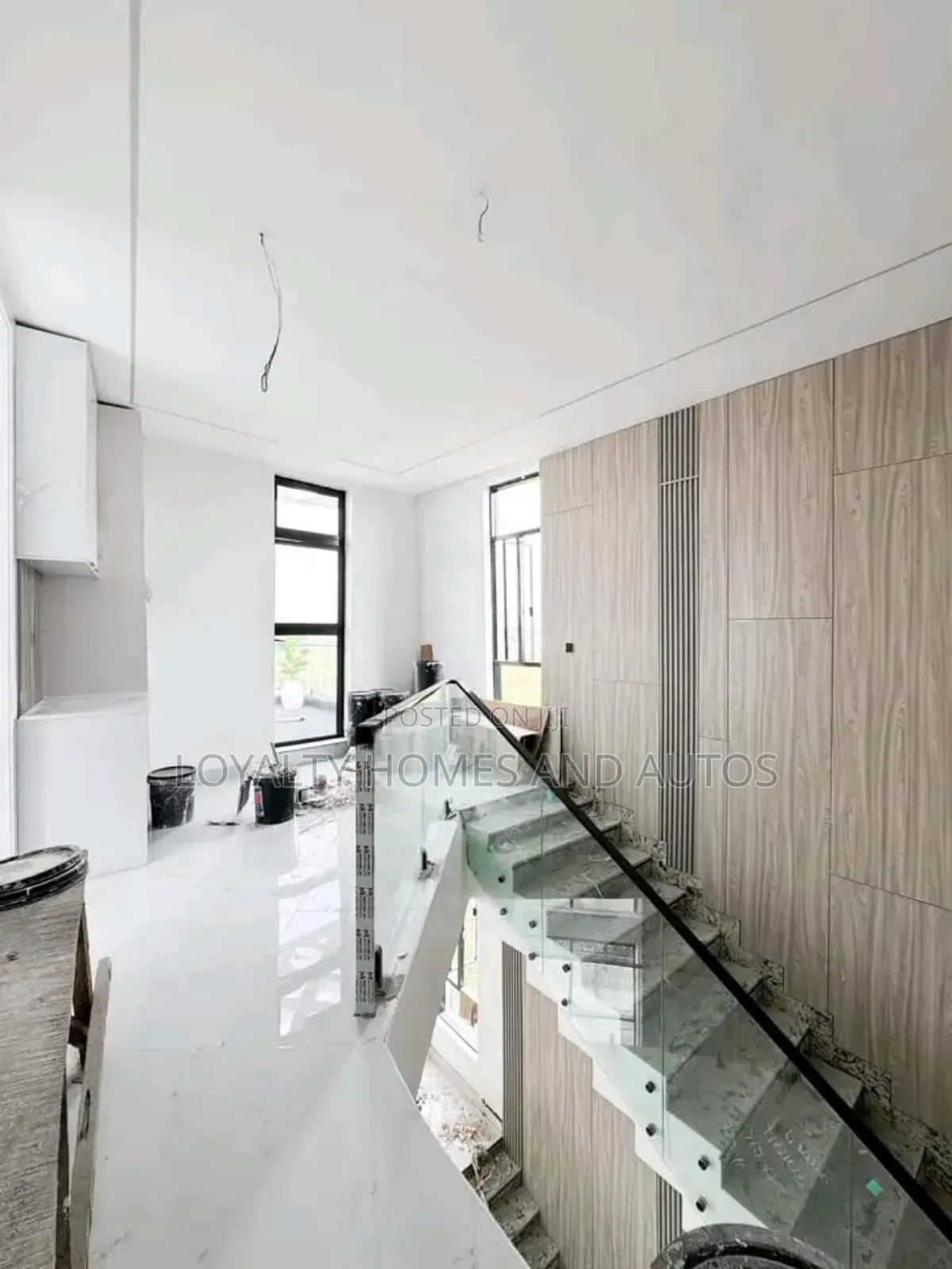 6bdrm Duplex in Osapa london for sale in Osapa london