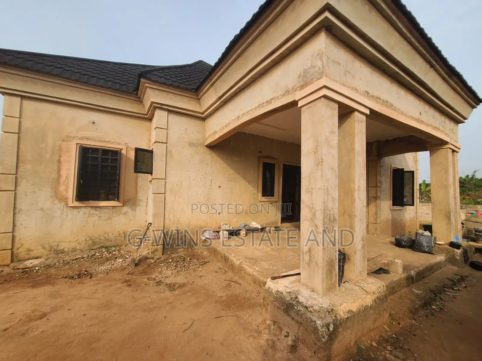 6bdrm Block of Flats in Amagba Community Gra, Benin City for sale in Benin City