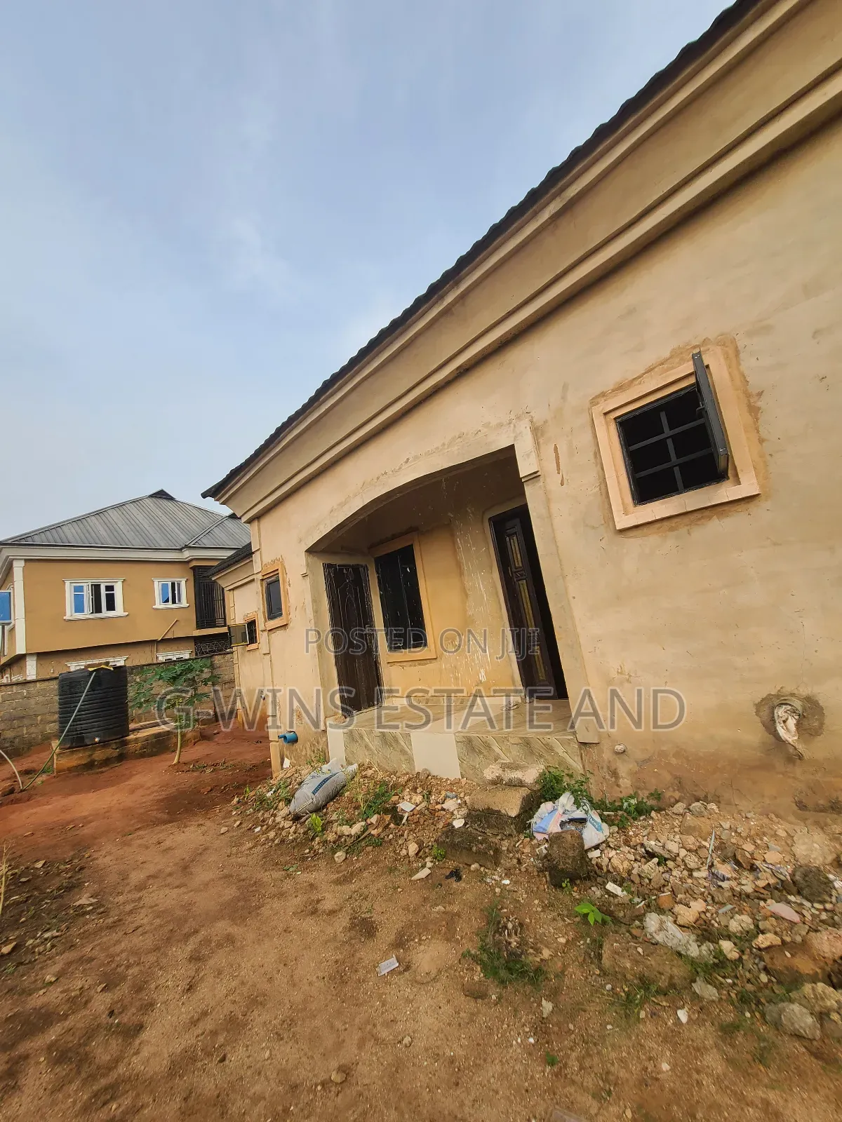 6bdrm Block of Flats in Amagba Community Gra, Benin City for sale in Benin City