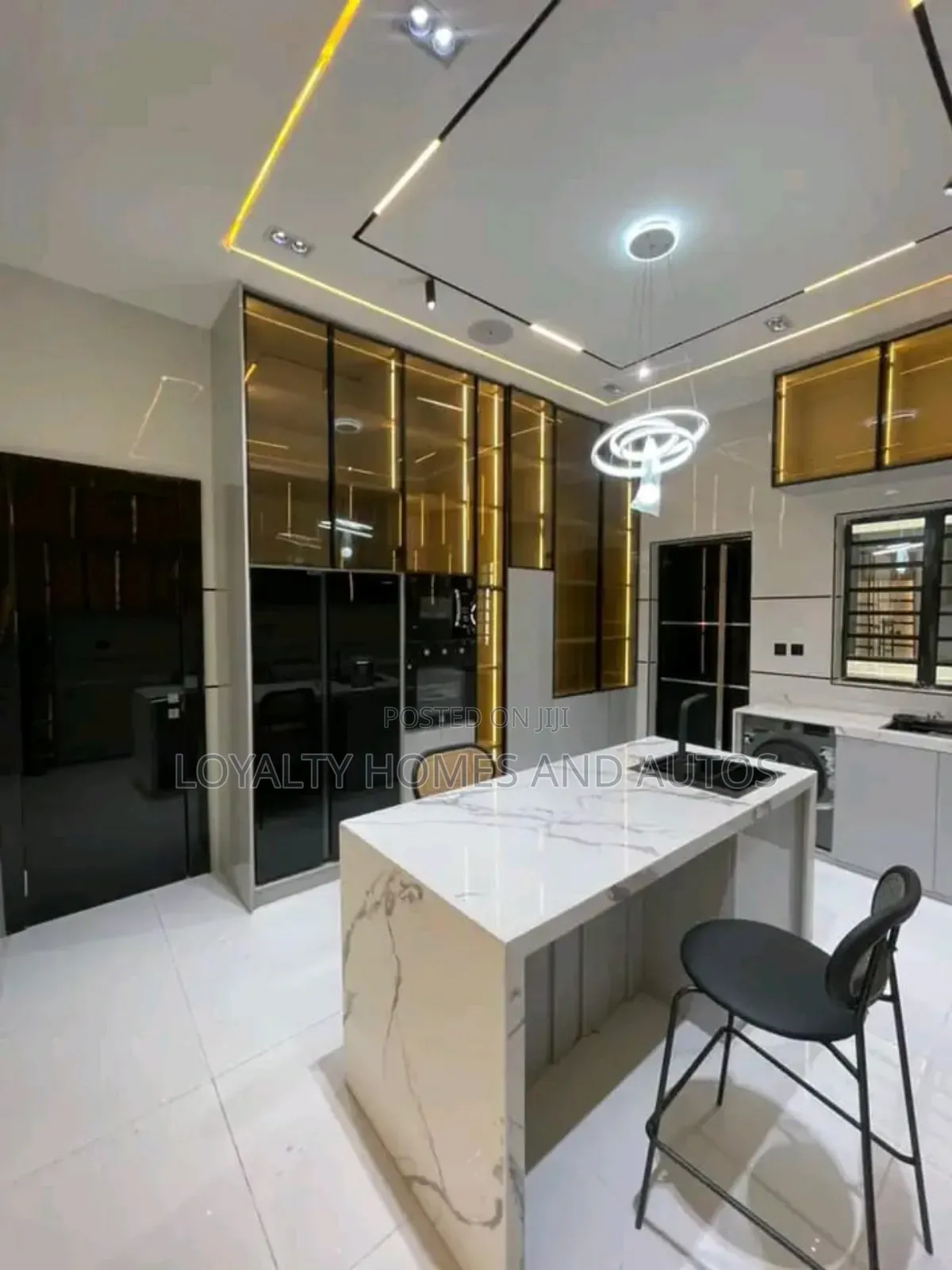 4bdrm Maisonette in Old Ikoyi for sale in Old Ikoyi
