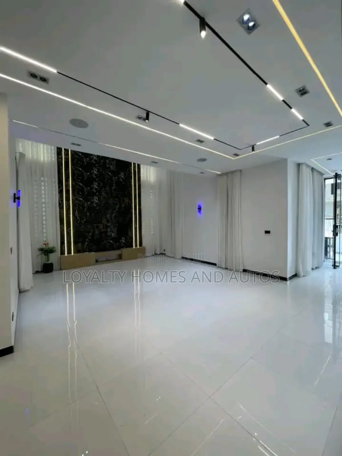 3bdrm Block of Flats in Old Ikoyi for sale in Old Ikoyi