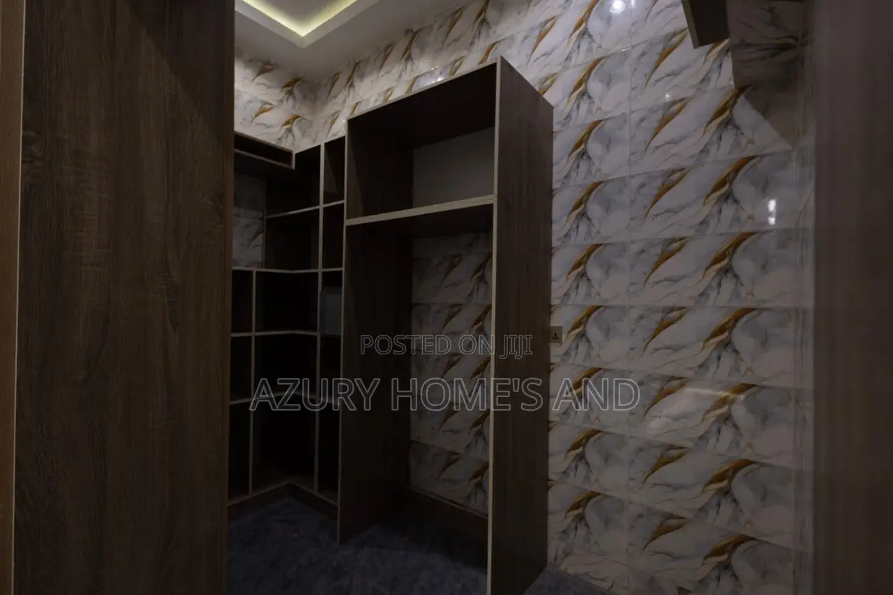 Furnished 4bdrm Apartment in Jahi Gilmore for sale in Jahi