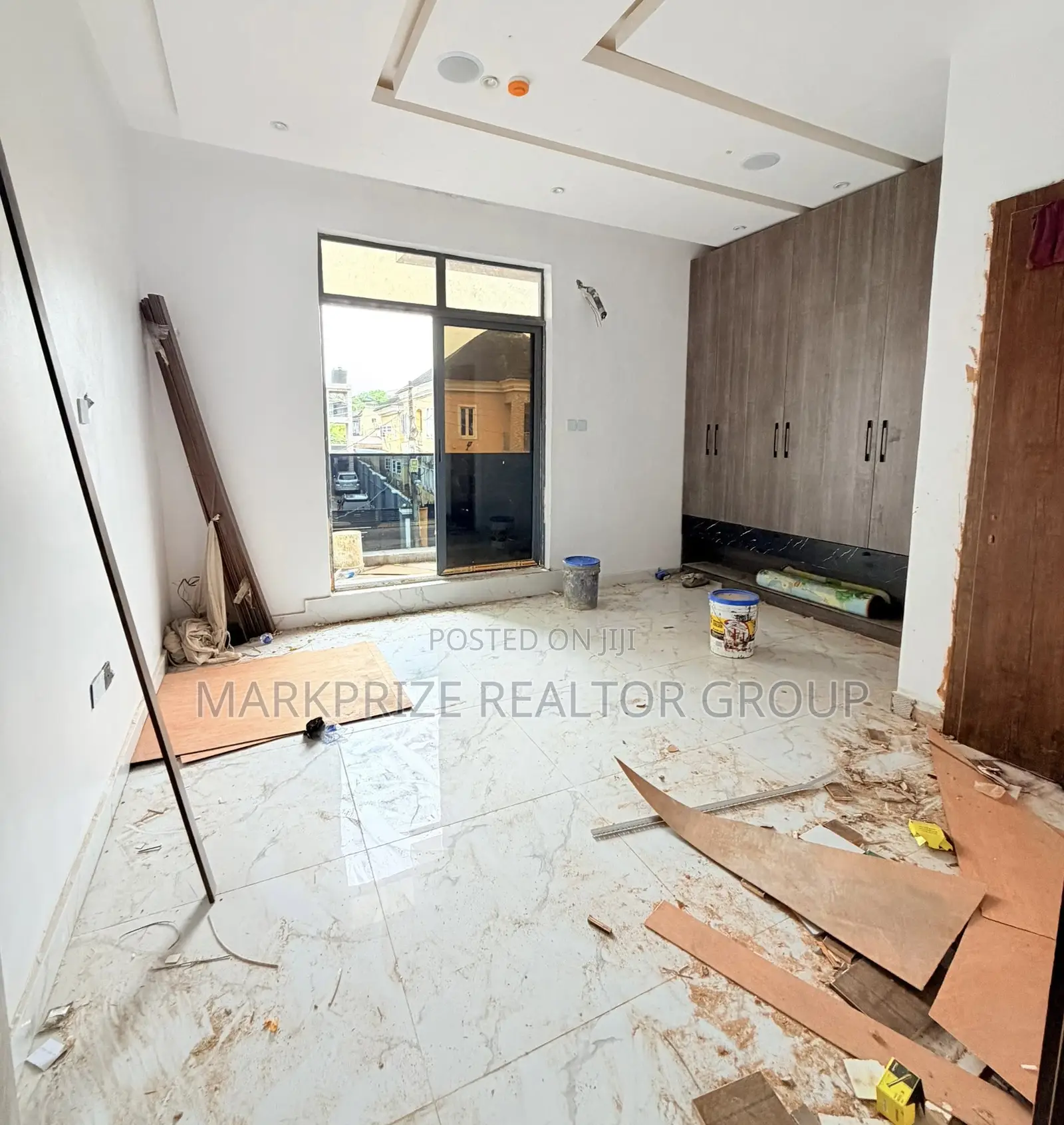 4bdrm Duplex in Adeniyi Jones Ikeja for sale in Adeniyi Jones