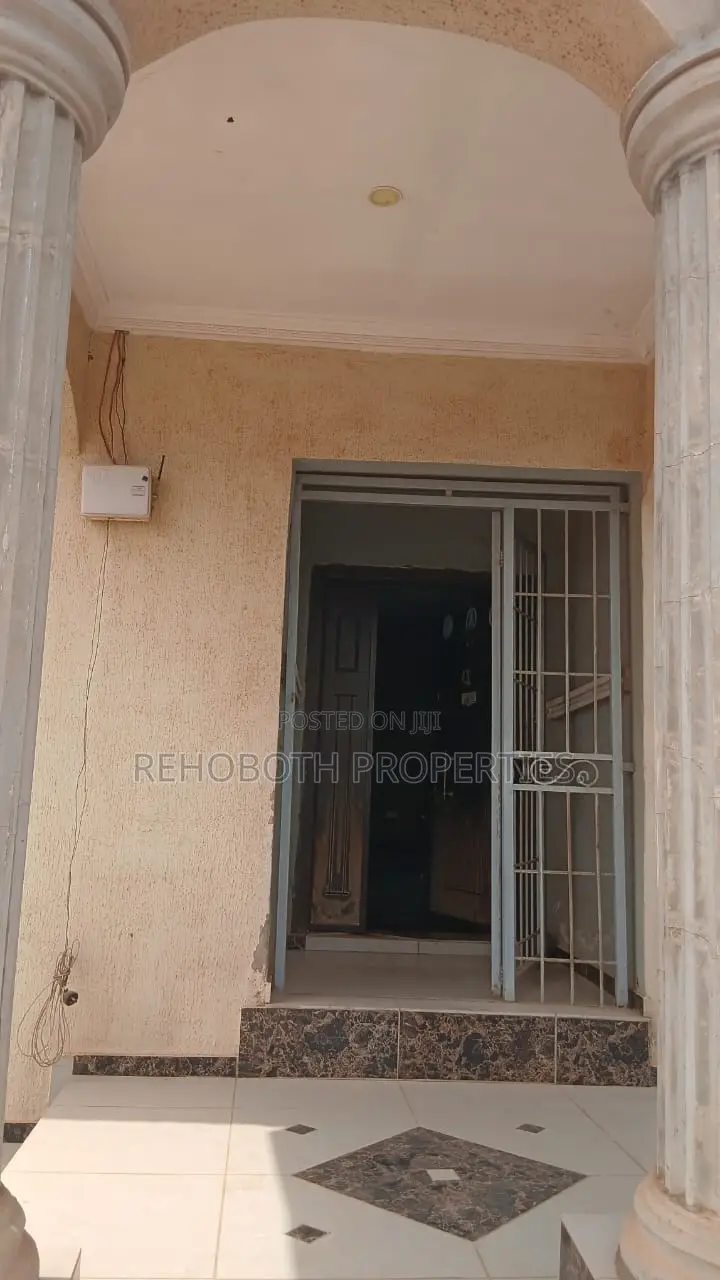 4bdrm Bungalow in Ajila, Akala Express for rent in Akala Express