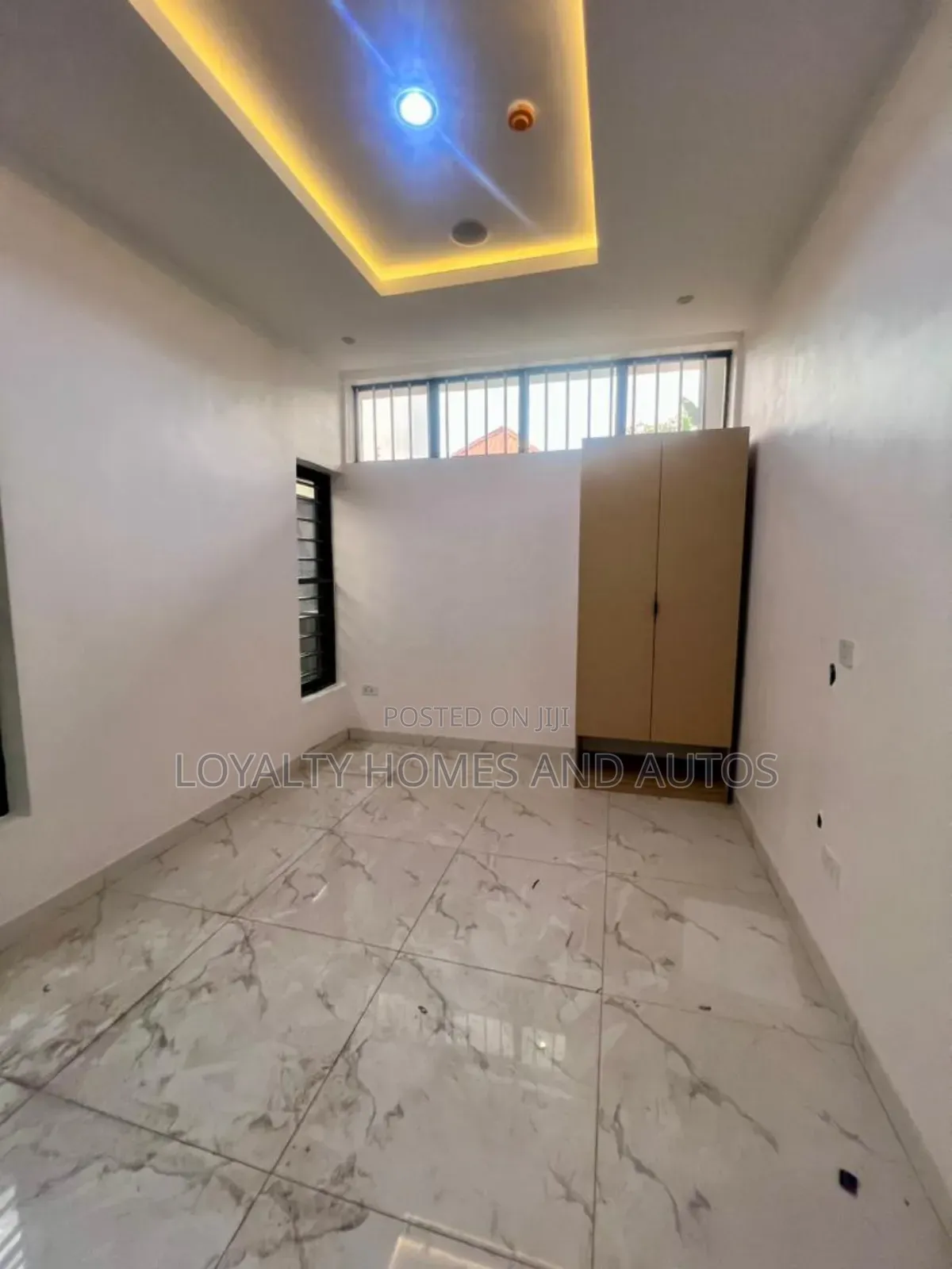 4bdrm Duplex in Ogudu Gra Lagos for sale in Ogudu GRA