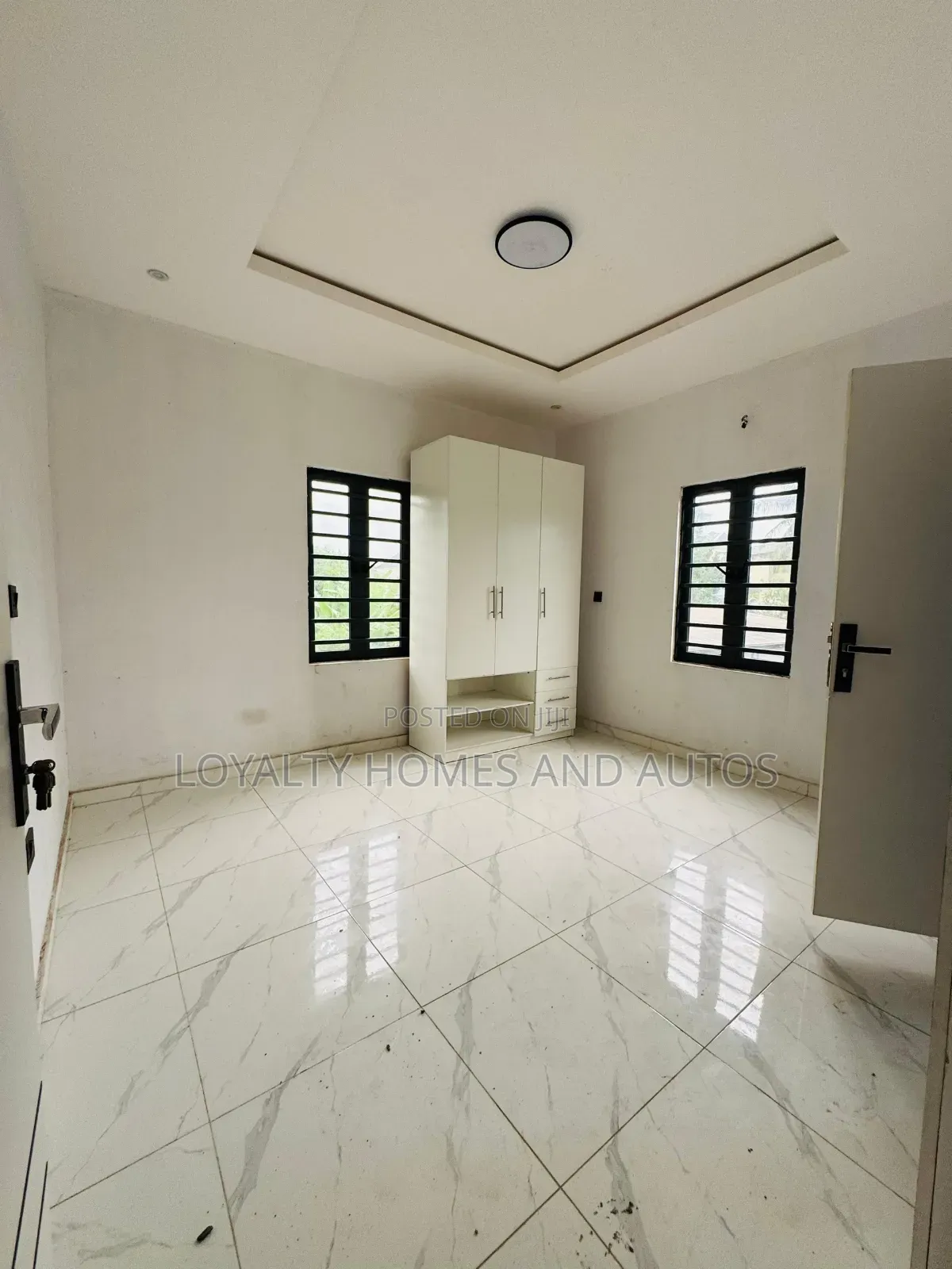 4bdrm Duplex in Ogudu Gra Lagos for sale in Ogudu GRA