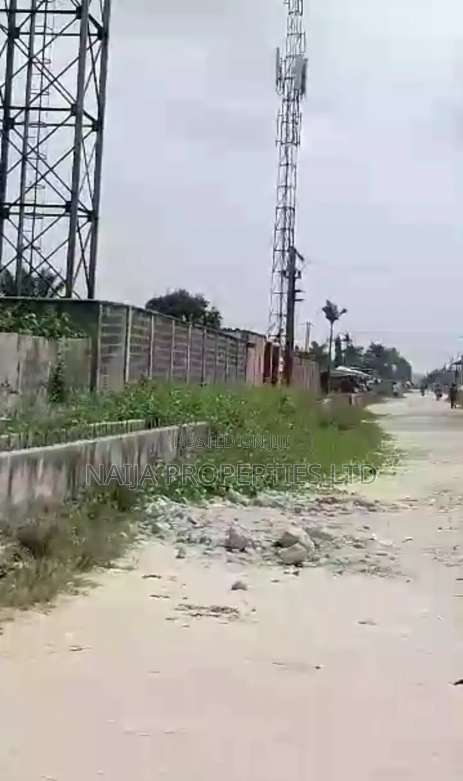 4 Plots on a Major Rd, Off Monastery, Shoprite,Sangotedo,Ajah for Sale in Lekki Phase 1