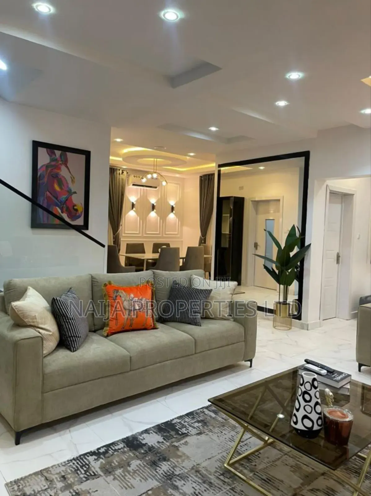 5bdrm Duplex in Osapa London, Lekki for sale in Lekki