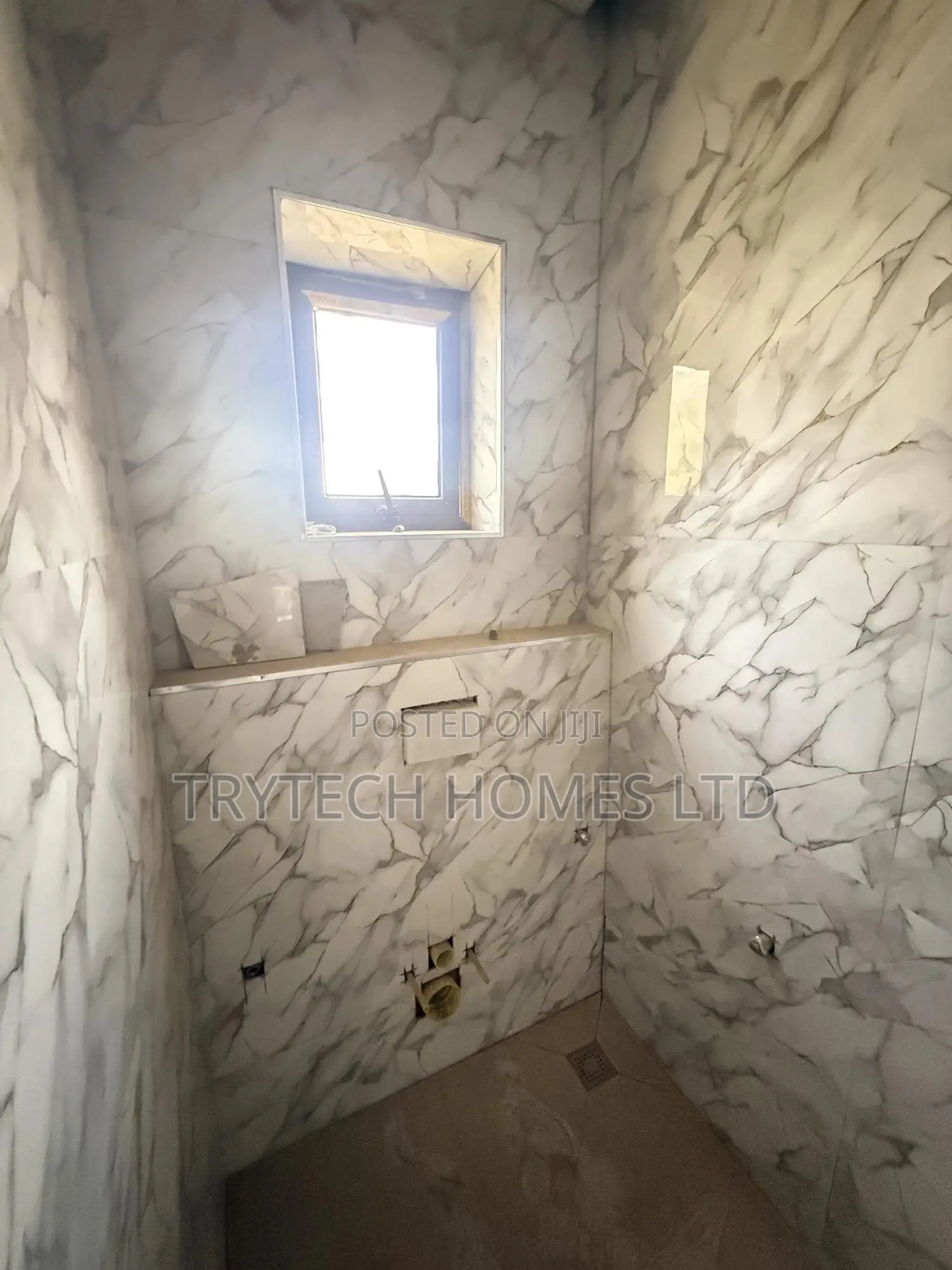 5bdrm Townhouse/Terrace in Jahi for sale in Jahi