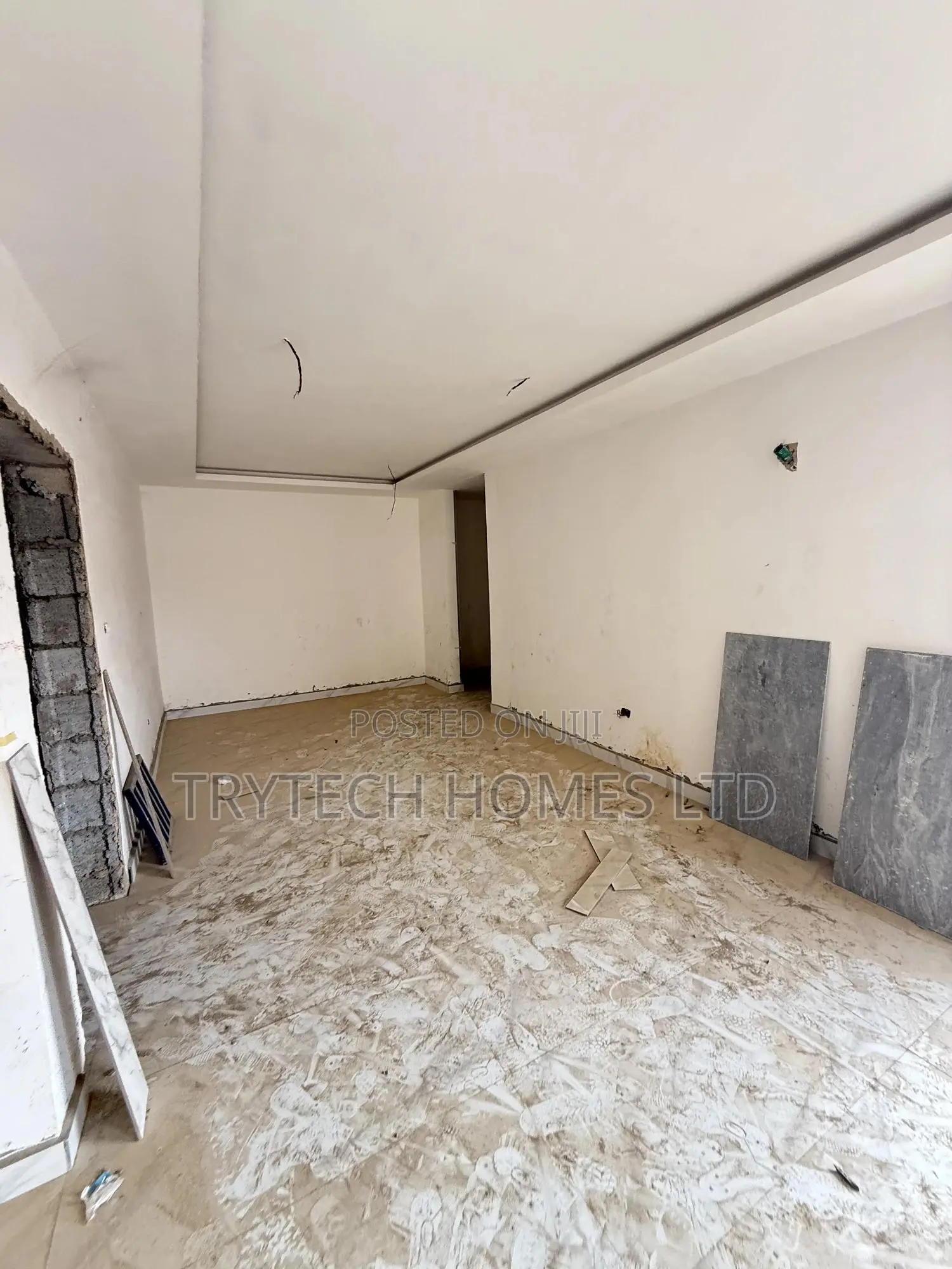 5bdrm Townhouse/Terrace in Jahi for sale in Jahi