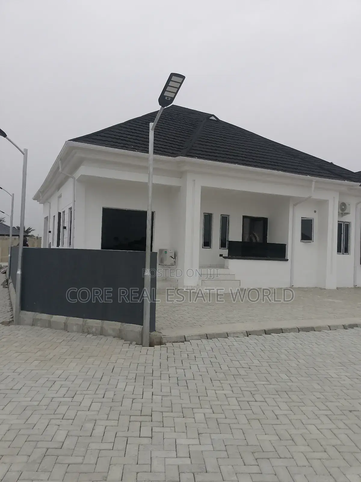 3bdrm Bungalow in Elerangbe for sale in Elerangbe