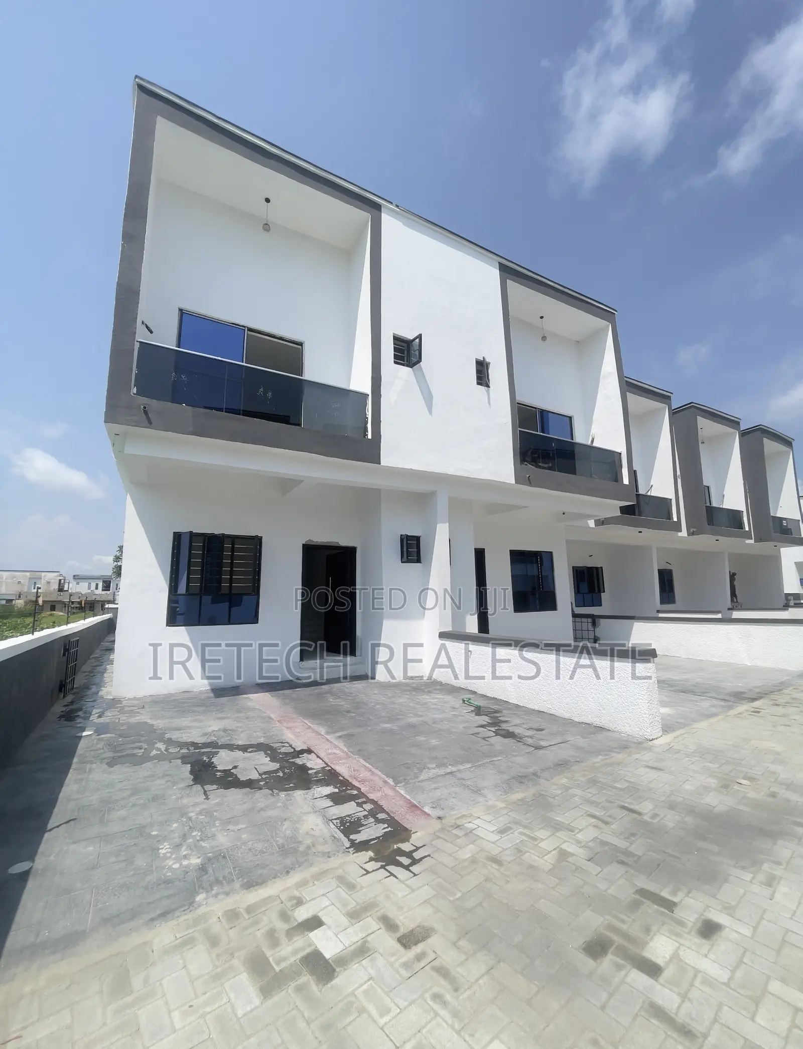 4bdrm Duplex in Ajah Abraham, Off Lekki-Epe Expressway for sale in Off Lekki-Epe Expressway