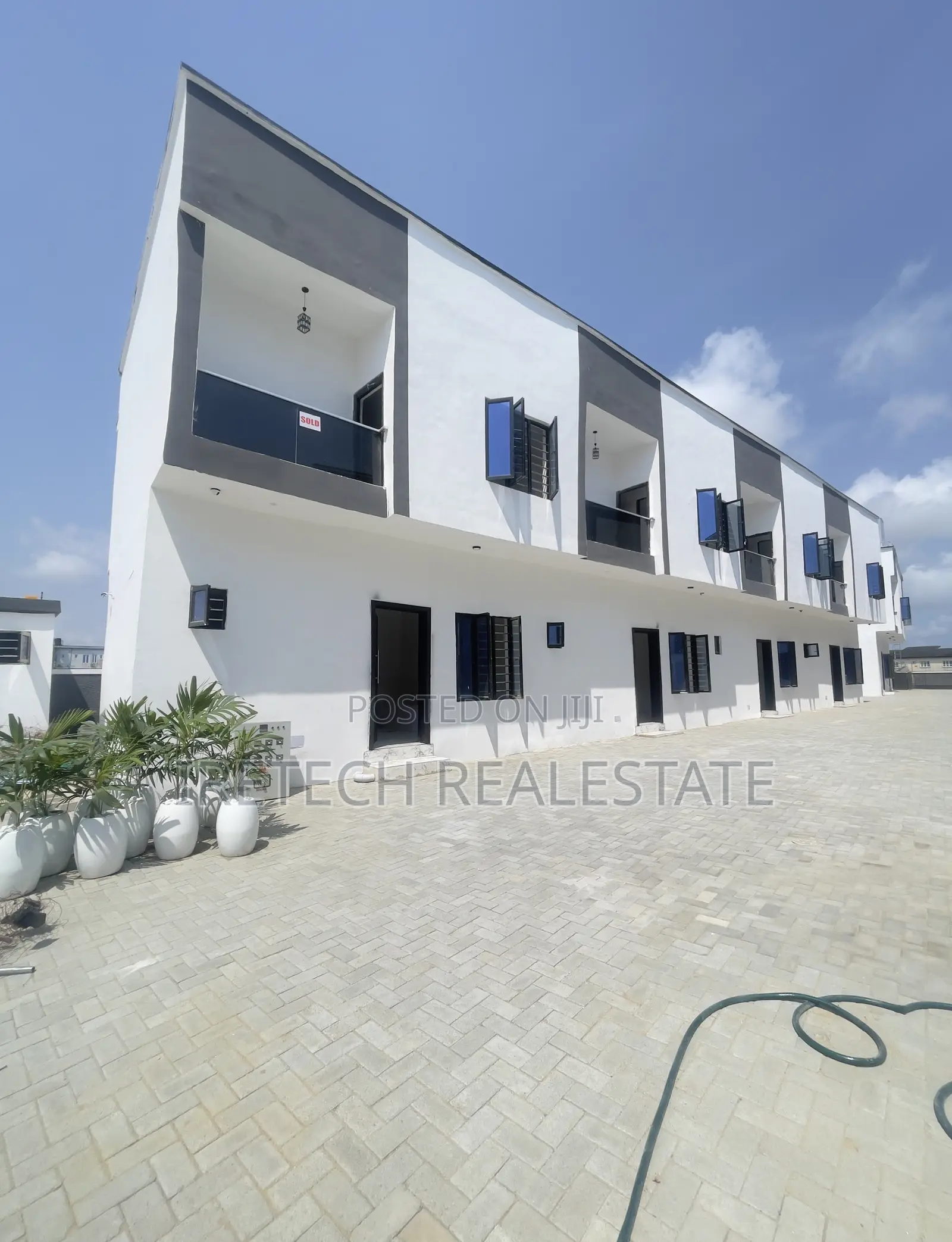 2bdrm Townhouse/Terrace in Ajah, Off Lekki-Epe Expressway for Sale in Off Lekki-Epe Expressway