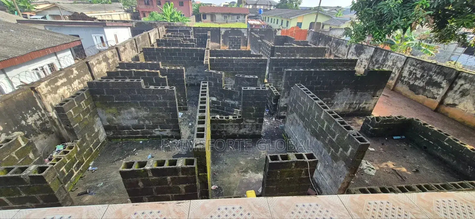 3bdrm Block of Flats in Off Ijegemo Road, Ijegun for sale in Ijegun