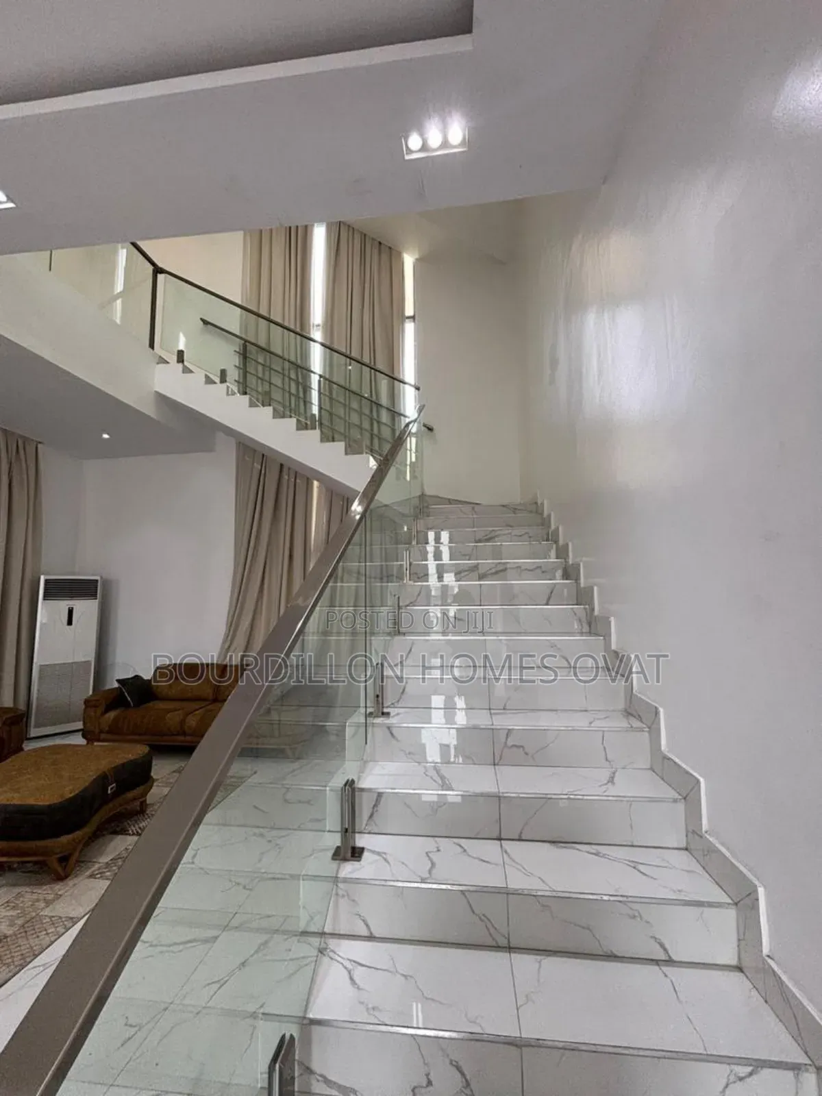 5bdrm Duplex in Osapa london for sale in Osapa london