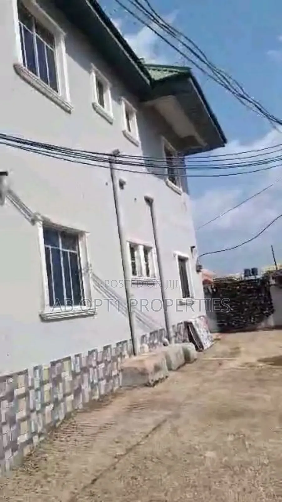 2bdrm Block of Flats in Falanu Off Country, Benin City for sale in Benin City