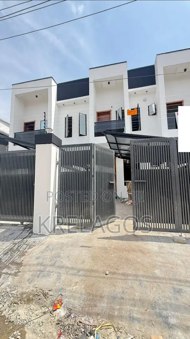 2bdrm Townhouse/Terrace in Sangotedo for sale in Sangotedo