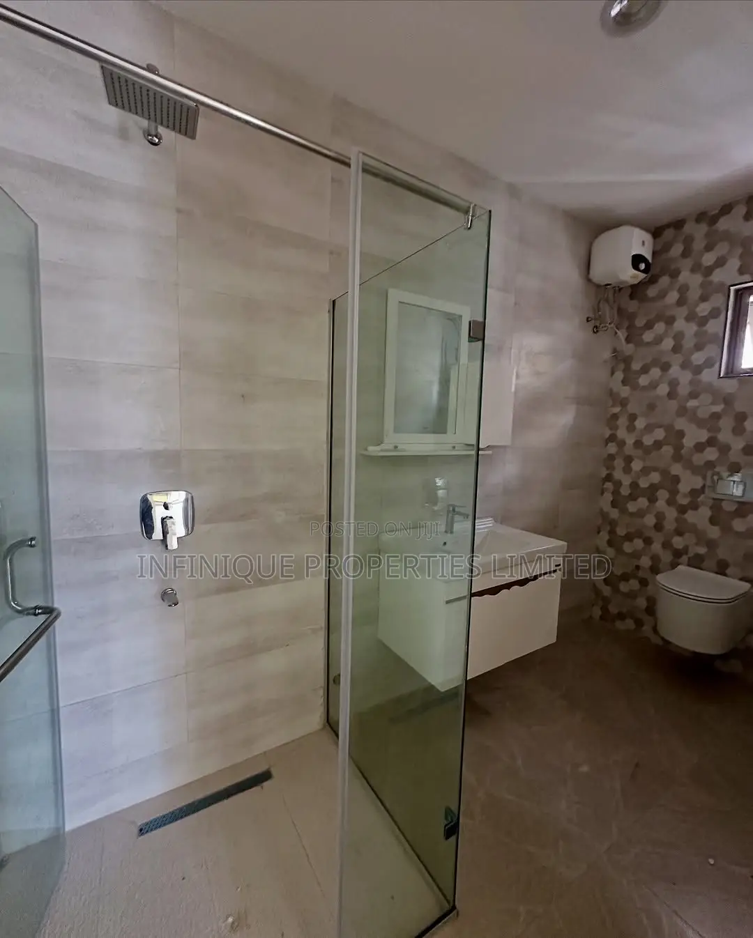 5bdrm House in Banana Island for rent in Banana Island