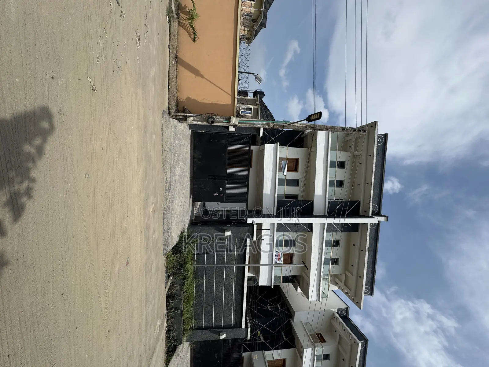 5bdrm Duplex in Sangotedo for sale in Sangotedo