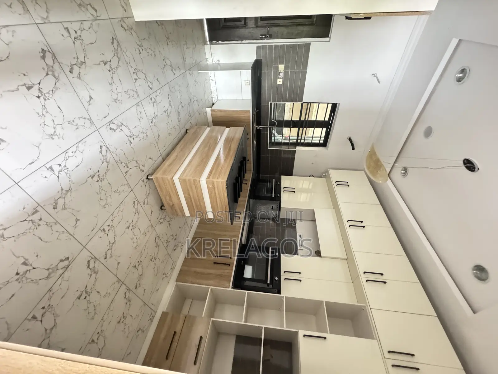 5bdrm Duplex in Sangotedo for sale in Sangotedo