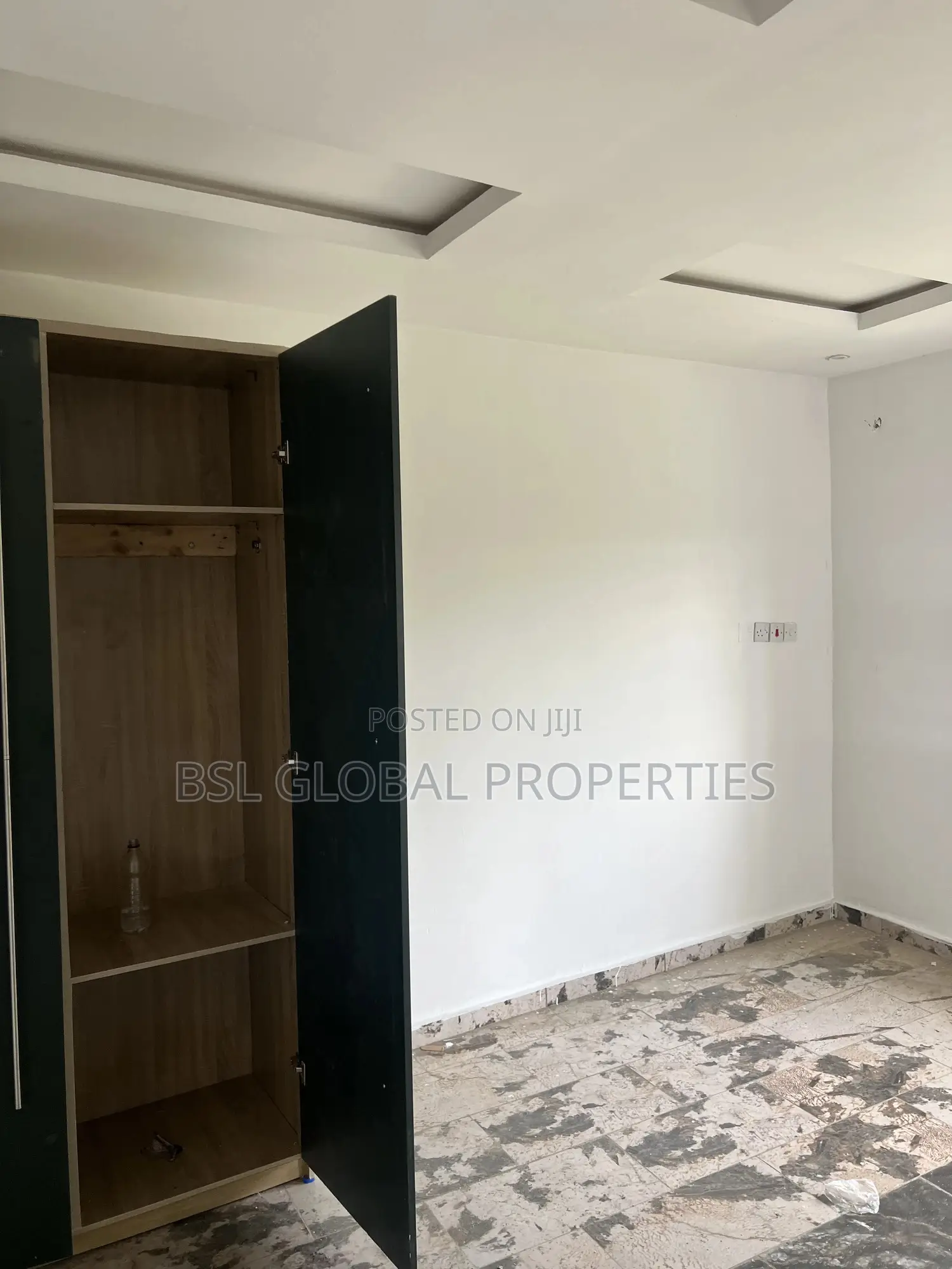 3bdrm Block of Flats in Omole Phase 2 for rent in Omole Phase 2