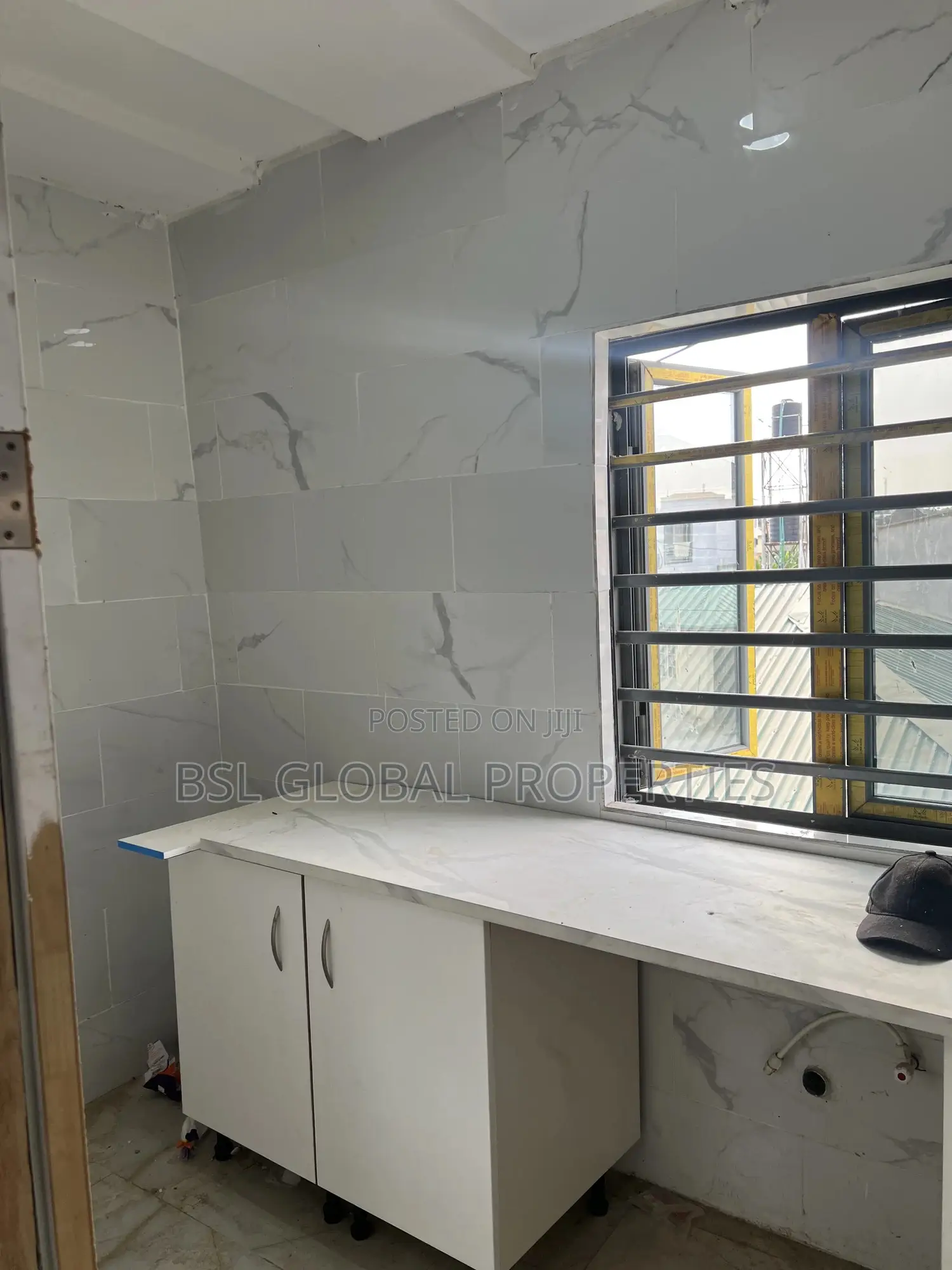 3bdrm Block of Flats in Omole Phase 2 for rent in Omole Phase 2