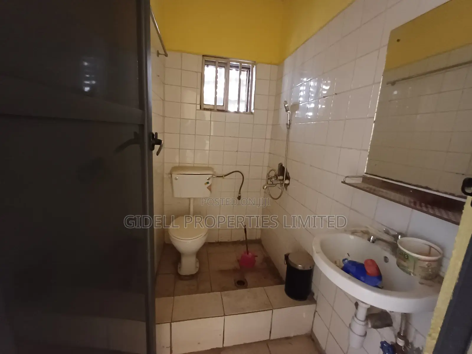2 Bedroom Flat for Office Use in Wuse 2