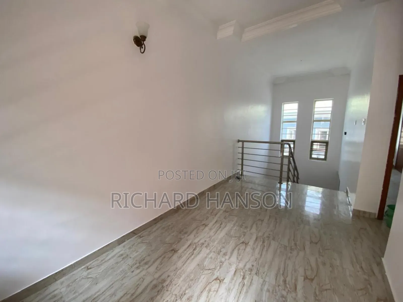 3bdrm Duplex in Madam Cel, Agungi for rent in Agungi