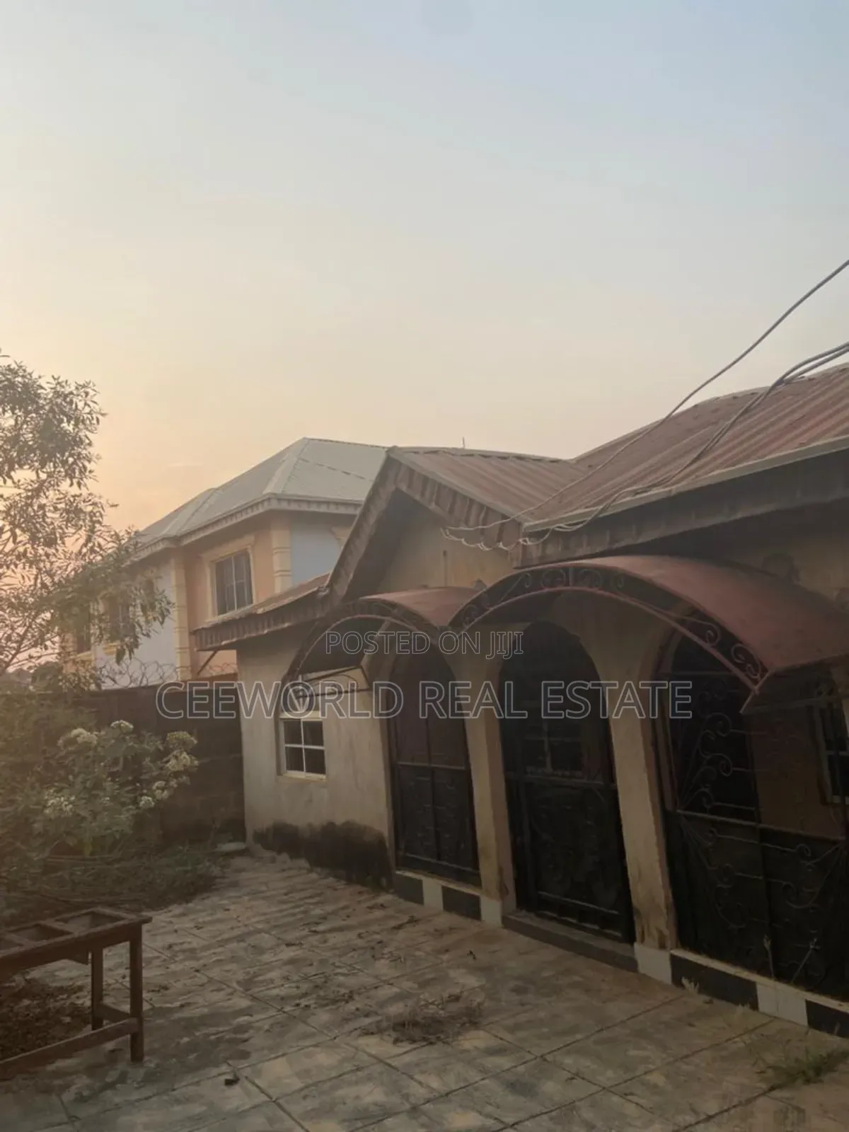 3bdrm Bungalow in Ajinde Ire Akari, Akala Express for sale in Akala Express
