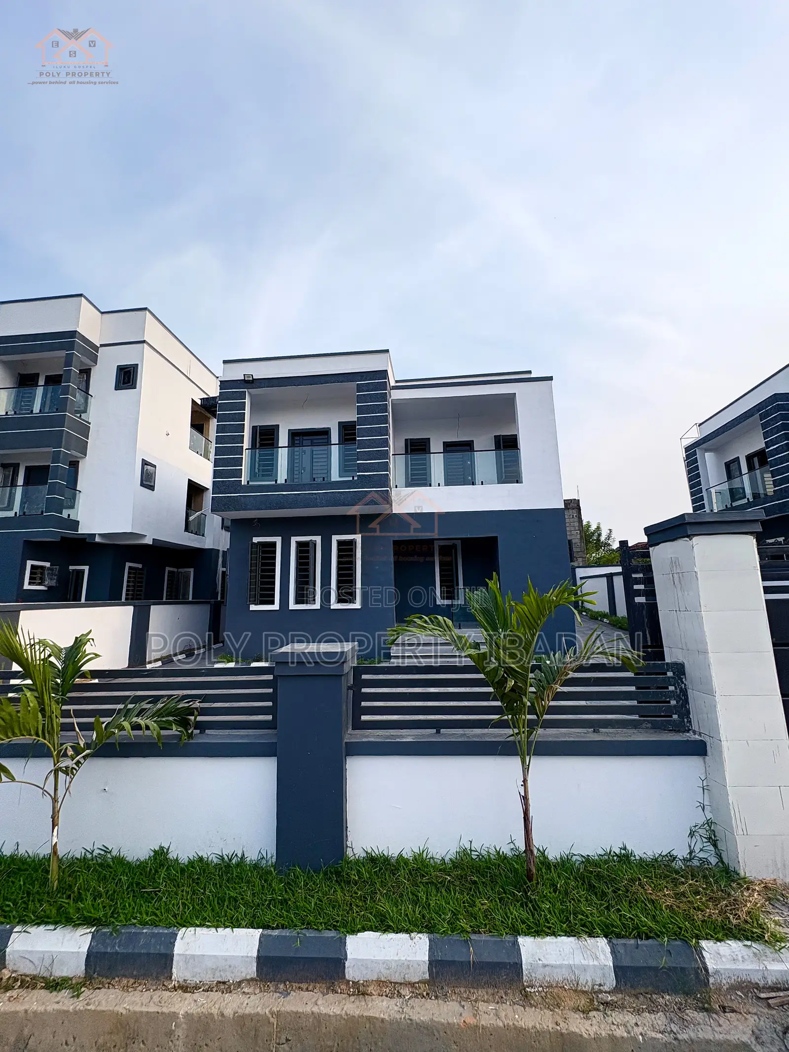 3bdrm Duplex in Chief Lateef Oyelade, Ibadan for sale in Ibadan