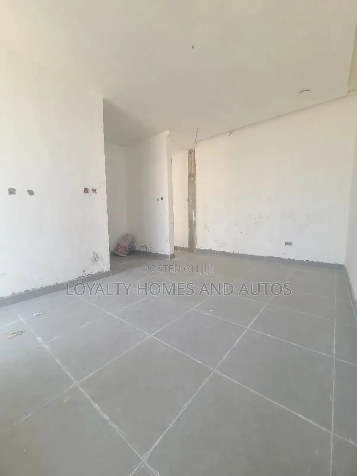 2bdrm Apartment in Nova Court, Chevron for sale in Chevron