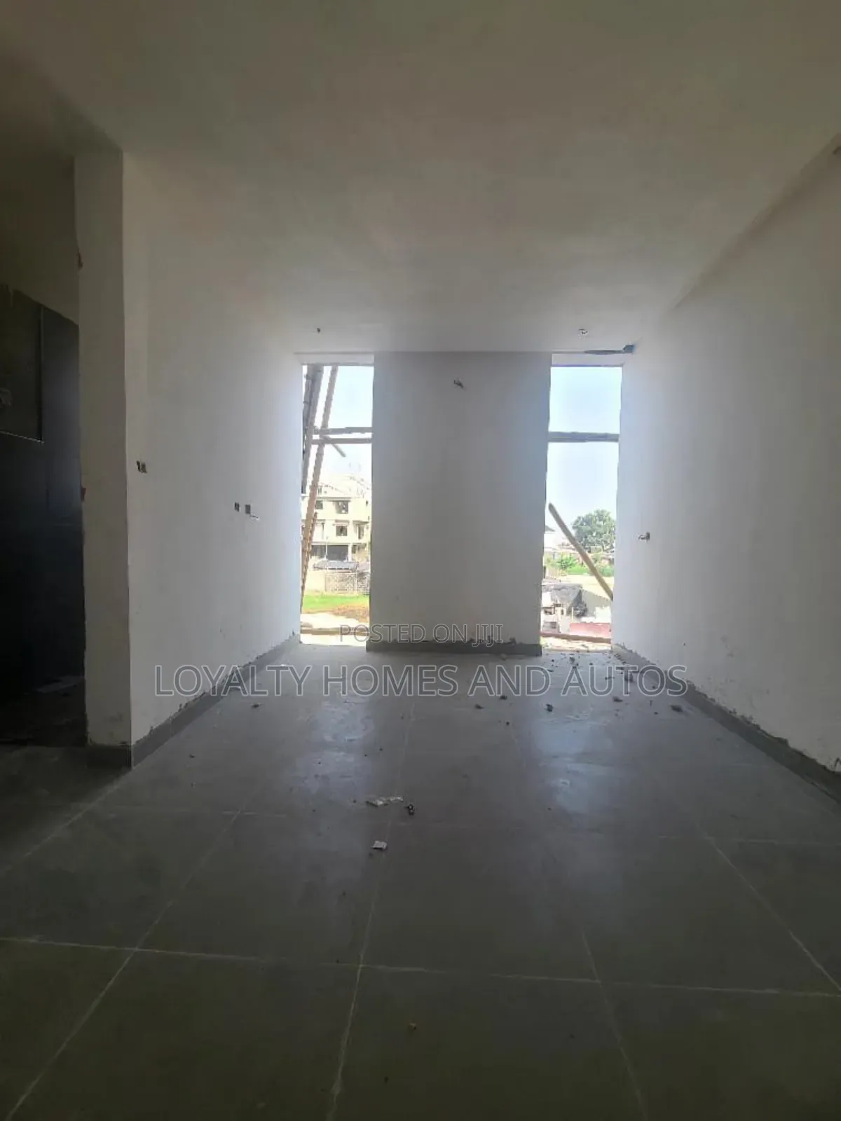 2bdrm Apartment in Nova Court, Chevron for sale in Chevron