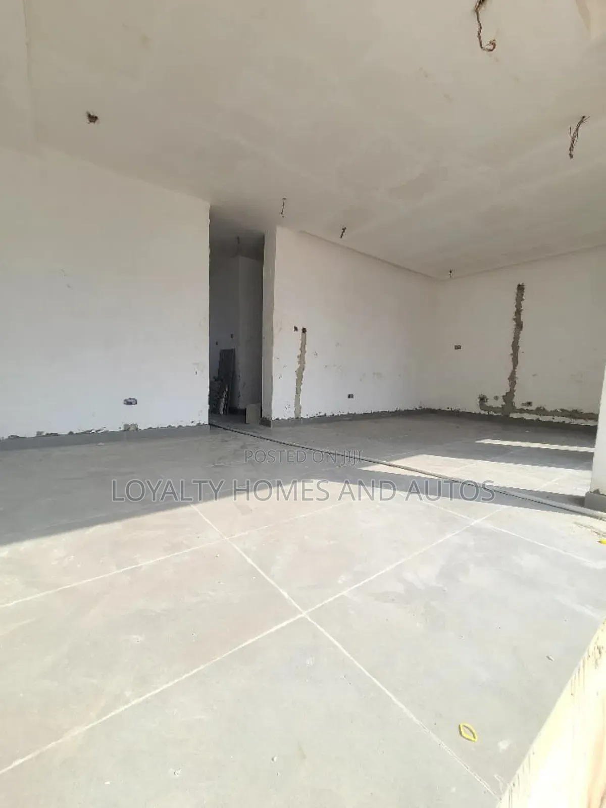 2bdrm Apartment in Nova Court, Chevron for sale in Chevron