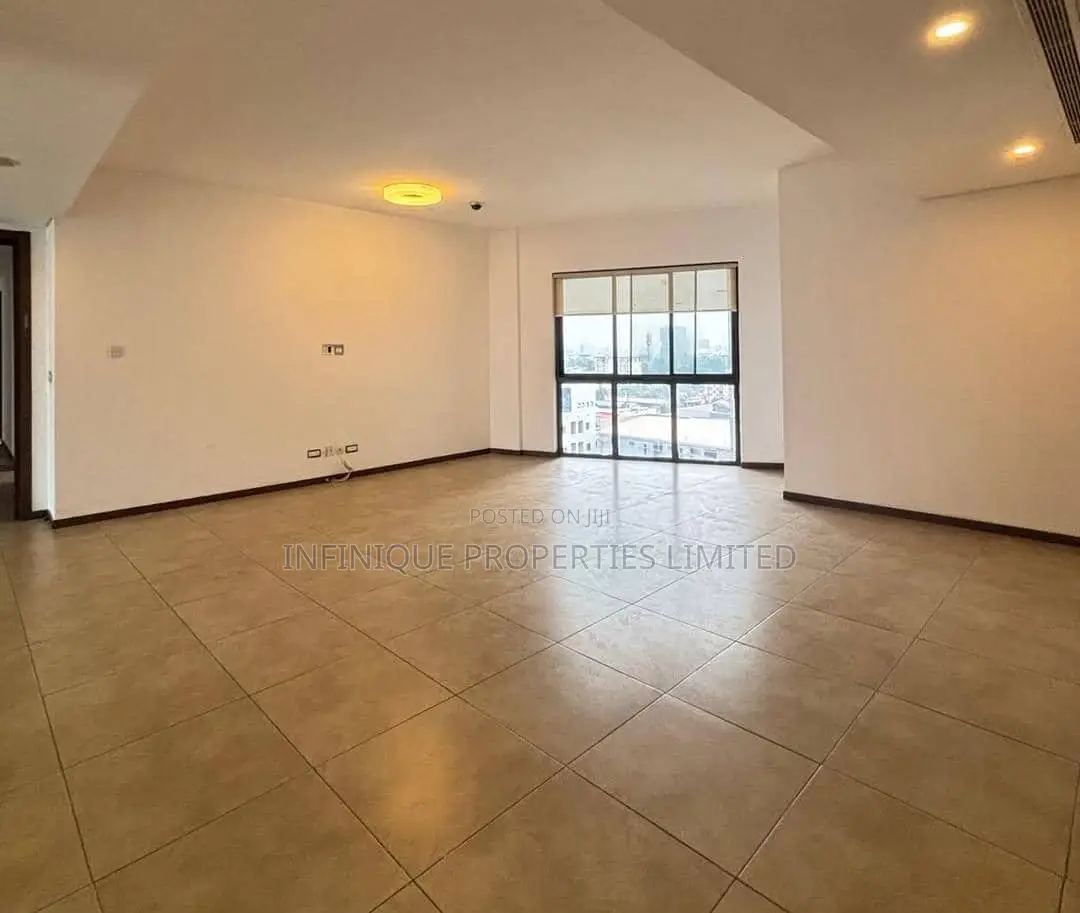 4bdrm Apartment in Adeola Odeku for rent in Adeola Odeku
