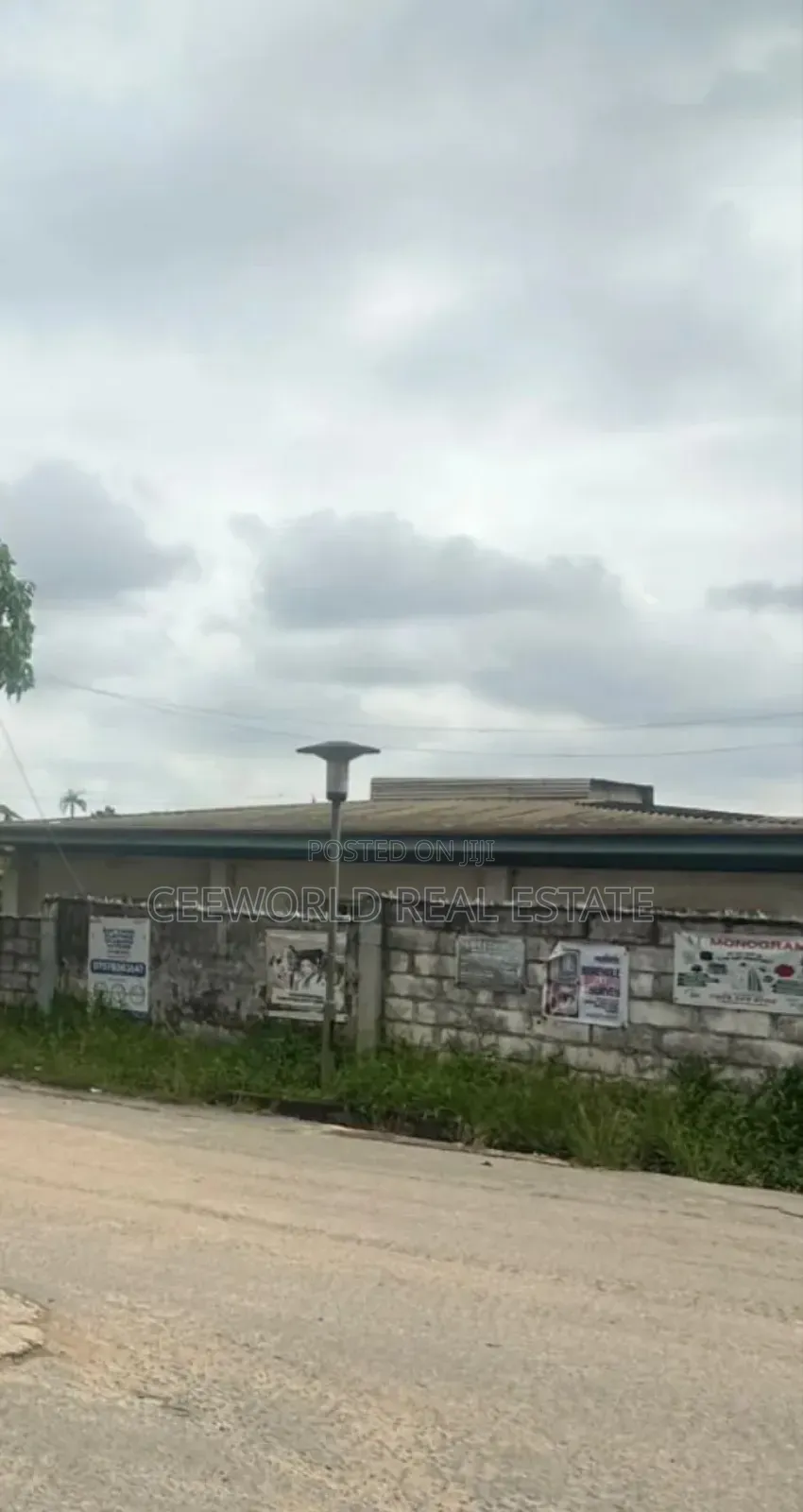 A Plot of Land for Lease at Akala Express Facing the Main Road in Akala Express
