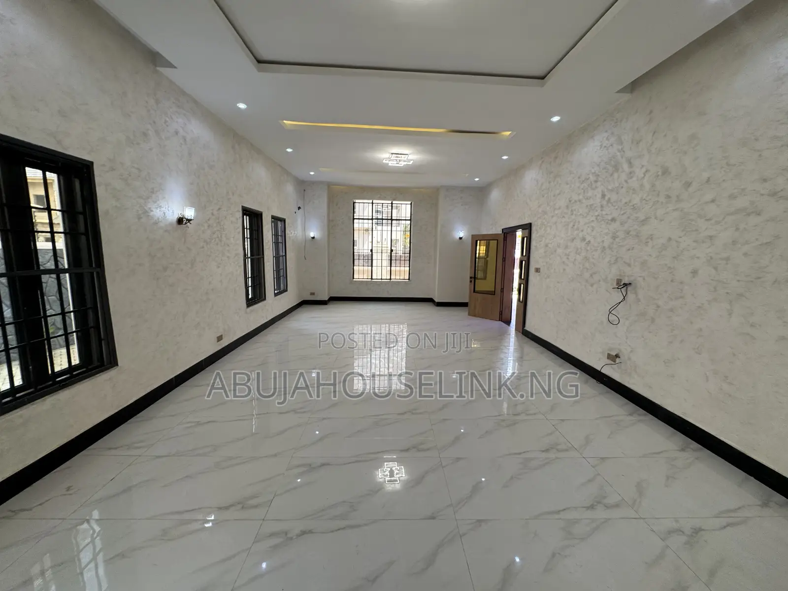 7bdrm Duplex in Efab Metropolis, Karsana for sale in Karsana