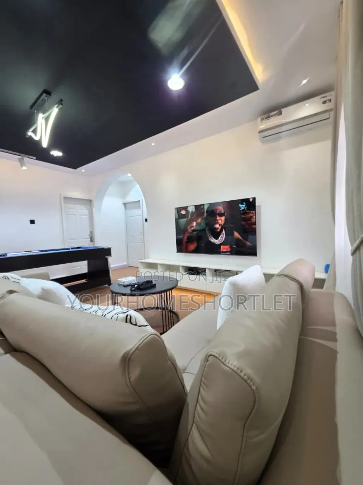 Luxury 2/ 1 Bedroom Apartment With Tennis, Snooker for Daily/Yearly in Garki