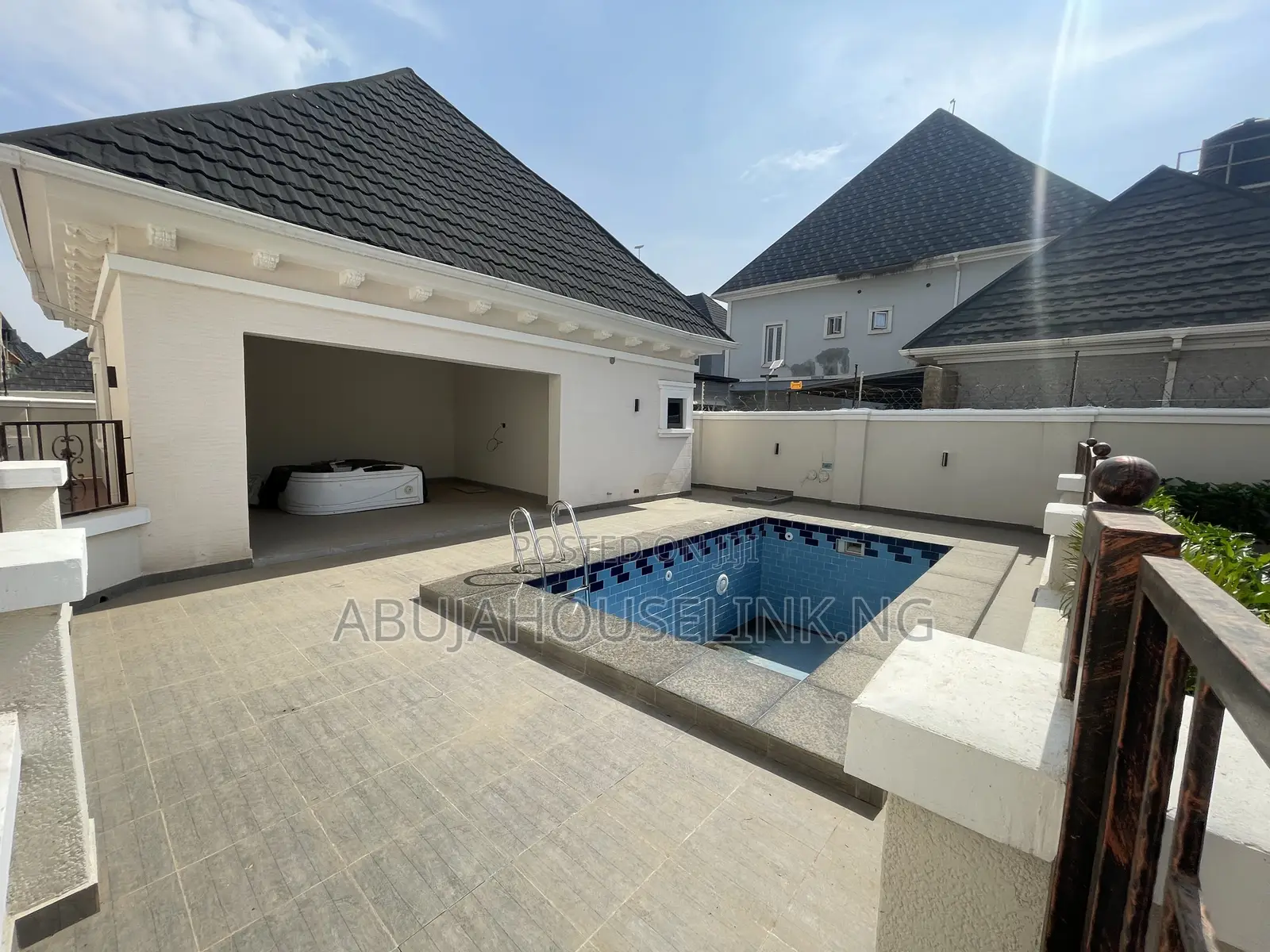 7bdrm Duplex in Efab Metropolis, Karsana for sale in Karsana
