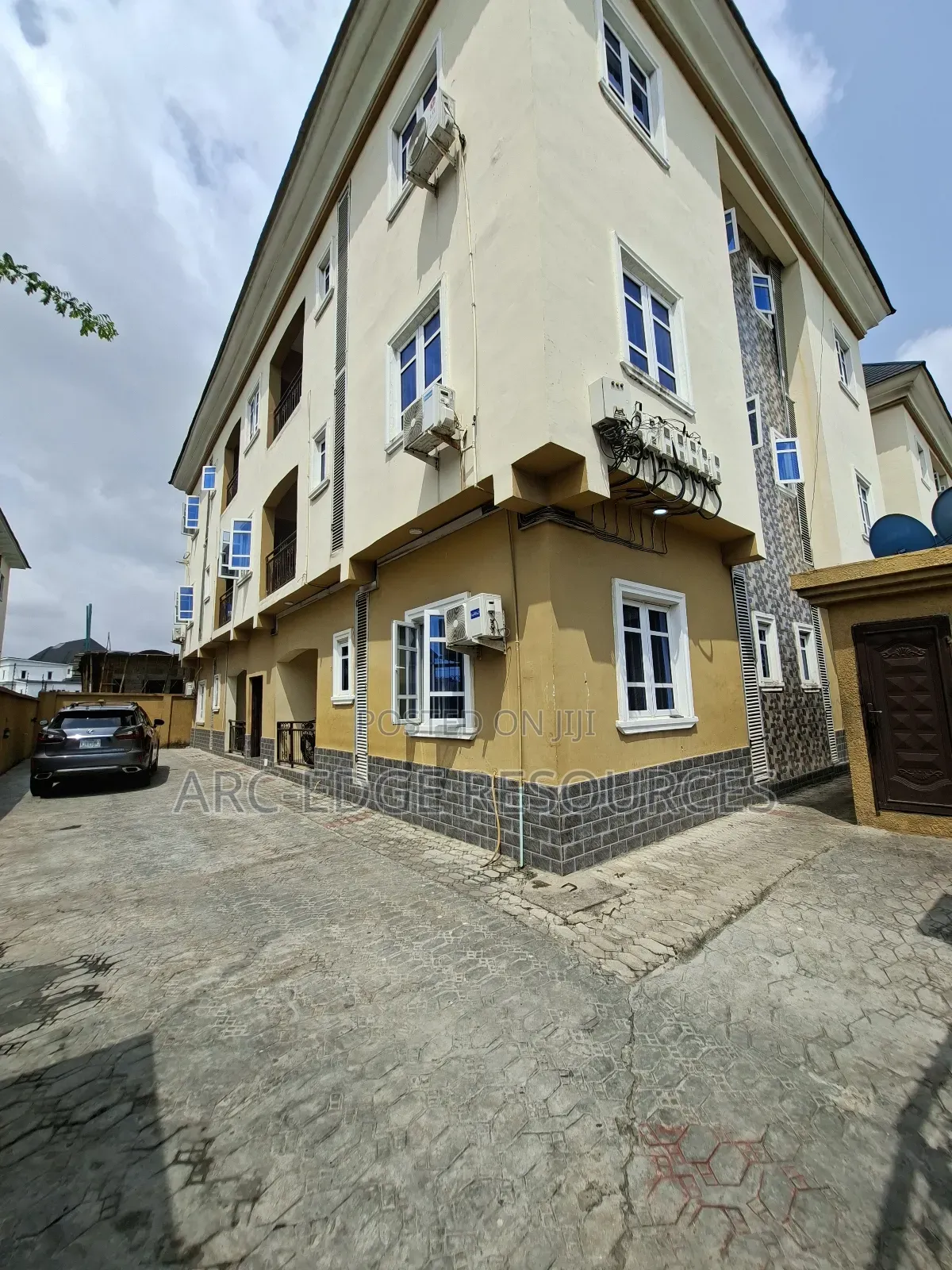 2bdrm Block of Flats in Ago Palace for sale in Ago Palace
