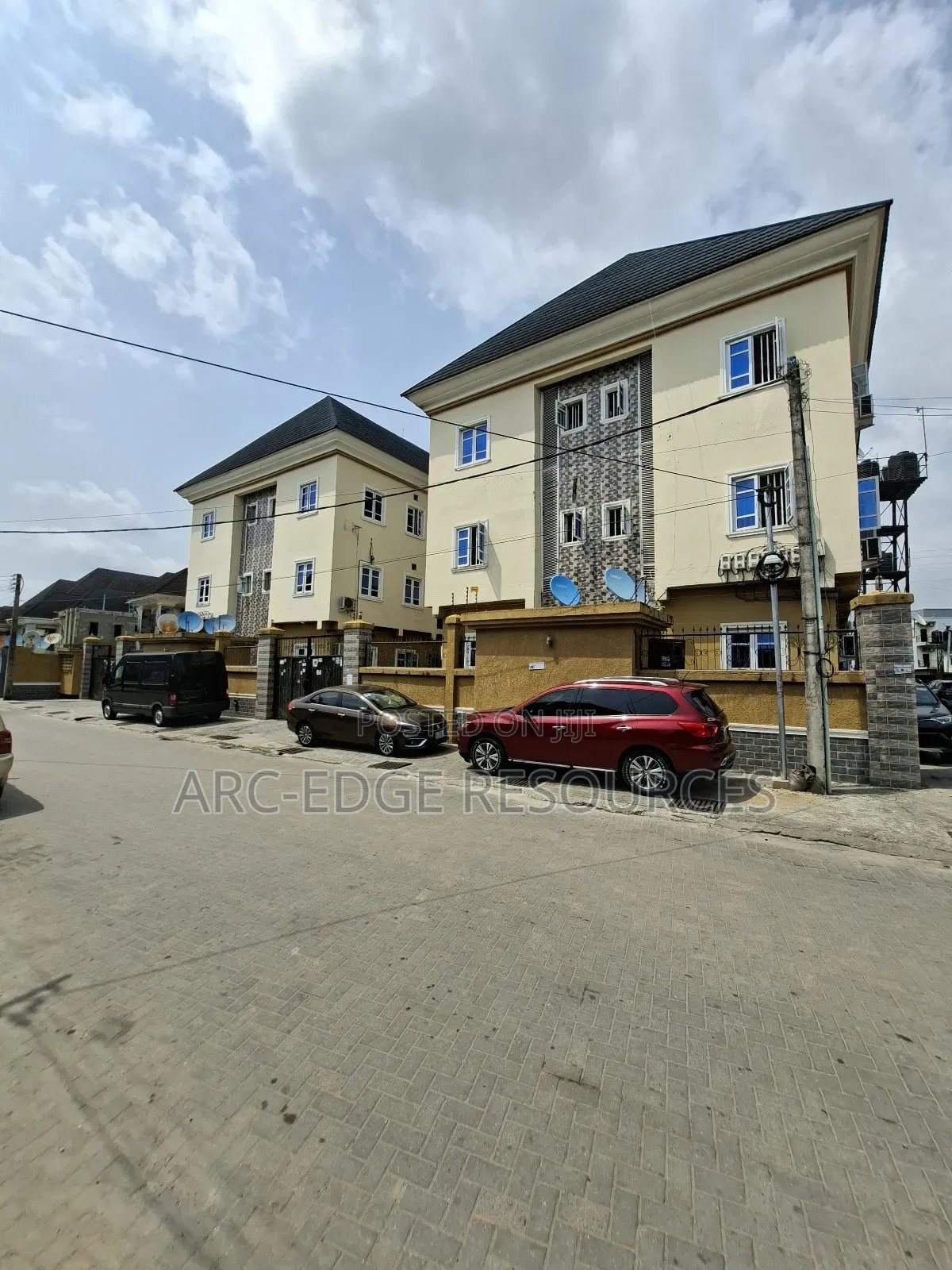 2bdrm Block of Flats in Ago Palace for sale in Ago Palace