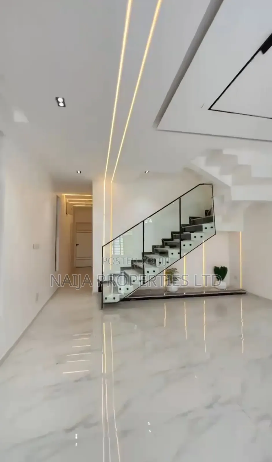 5bdrm Duplex in Chevron, Lekki for rent in Lekki